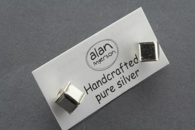 Cube Stud Earrings for Women - 14K Gold Plated Minimalist Geometric Earrings for Everyday Wear, Gift Giving & Special Occasions