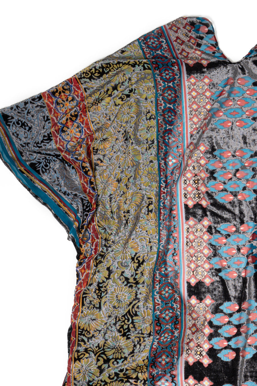 Bohemian Velvet Kimono Robe for Women - Soft & Luxurious Loungewear for Spa, Yoga, and Relaxation at Home