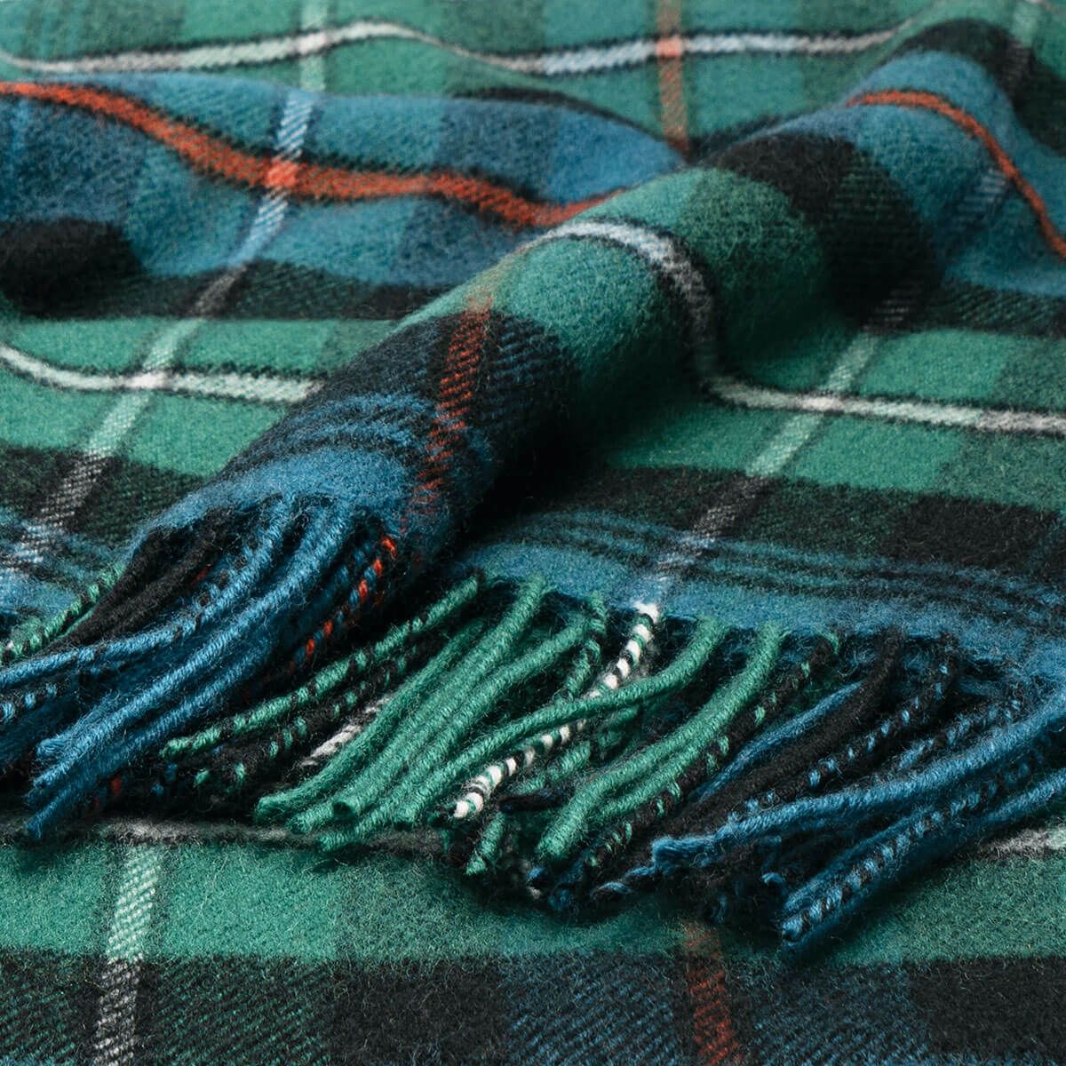 Alice MacKenzie Authentic Lambswool Serape Wrap - Soft & Warm Winter Shawl for Women - Perfect for Cozy Evenings, Outdoor Adventures & Boho Fashion
