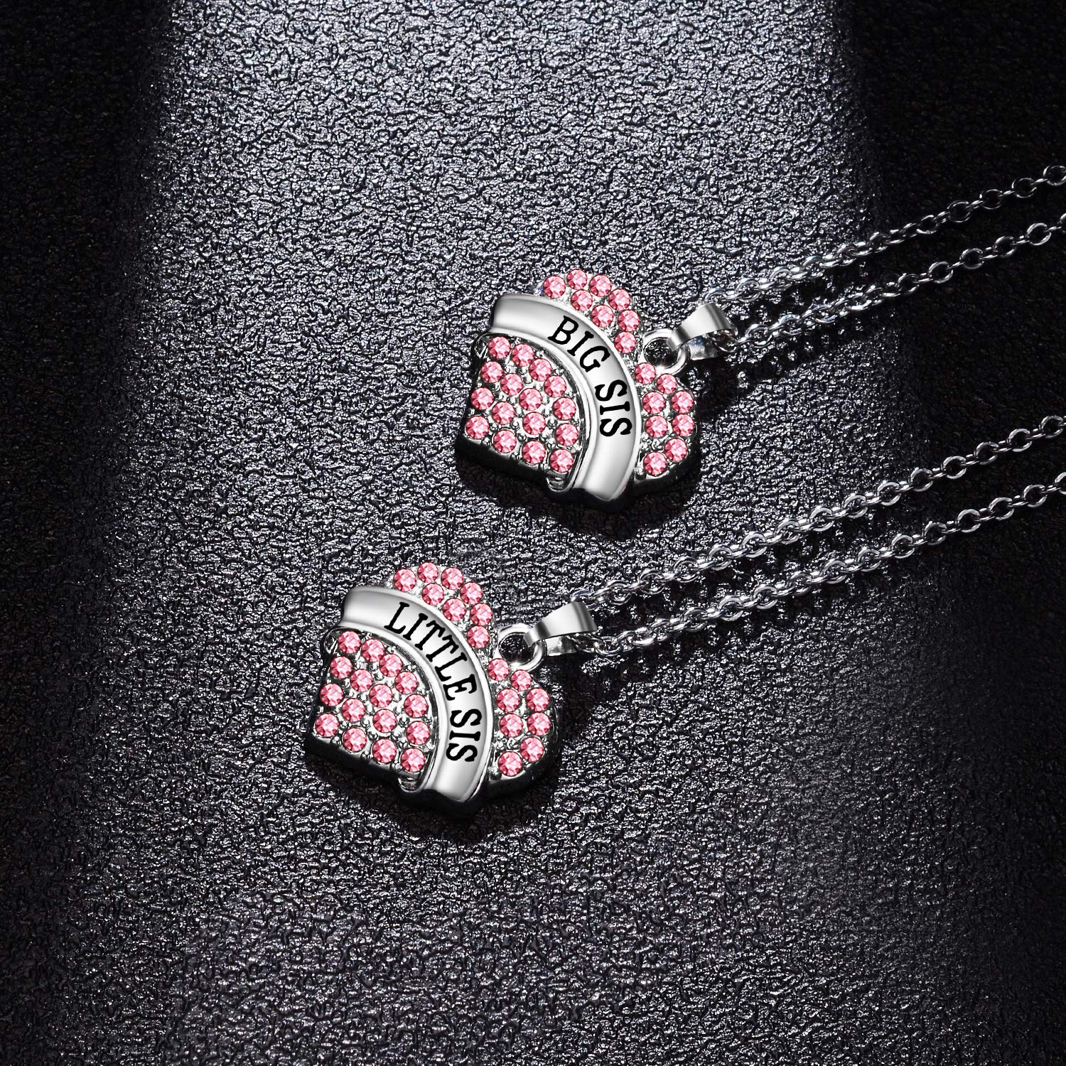 BESPMOSP 2-Piece Sister Necklace Set - Best Friend Jewelry, Heart Pendant Necklaces for Women - Perfect Graduation Gift, Birthday Present from Sister - Ideal for Matching Sister Bonding, Friendship Celebration & Special Occasions