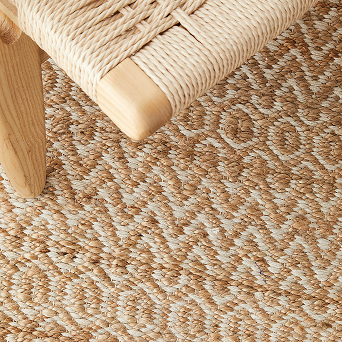 Dune Cali Natural Jute Rug - Handwoven Boho Chic Area Rug for Living Room, Bedroom, or Nursery - Eco-Friendly Home Decor