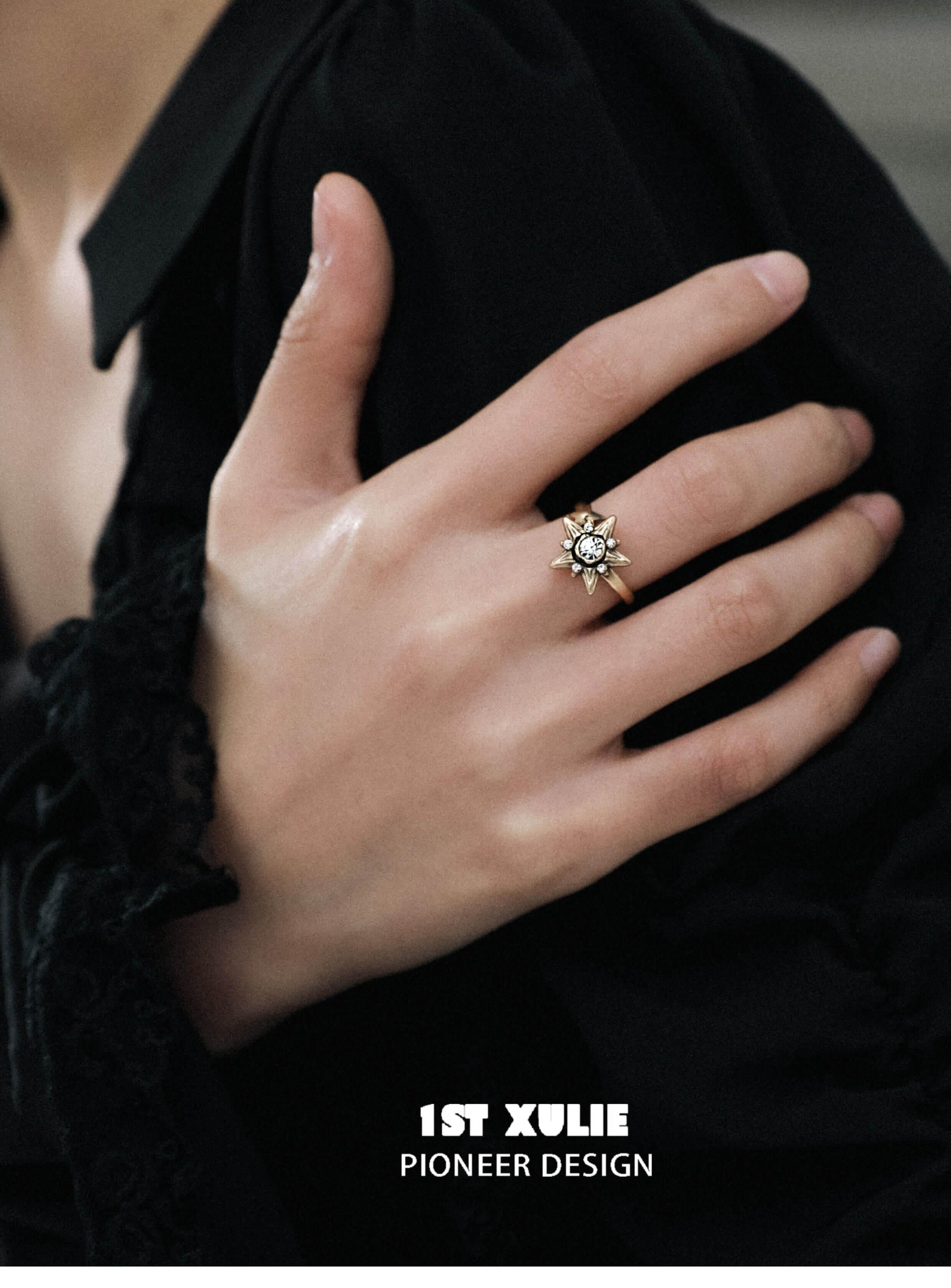 Vintage Renaissance Style Copper Alloy Zirconia Star Ring for Women - Elegant Jewelry Gift for Weddings, Parties & Special Occasions