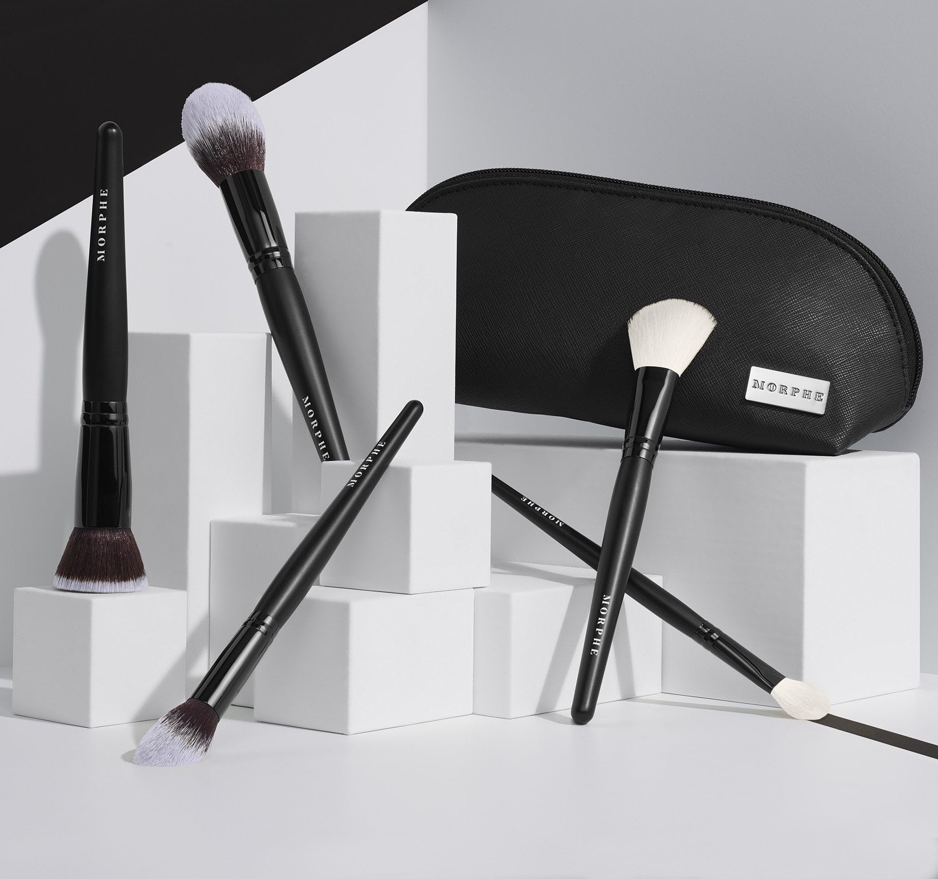 Morphe Face The Beat 5-Piece Makeup Brush Set - Foundation, Blush, Contour & Blending Brushes with Synthetic Bristles & Travel Case - Perfect for Professional Makeup Artists & Everyday Beauty Routine (5 Count)