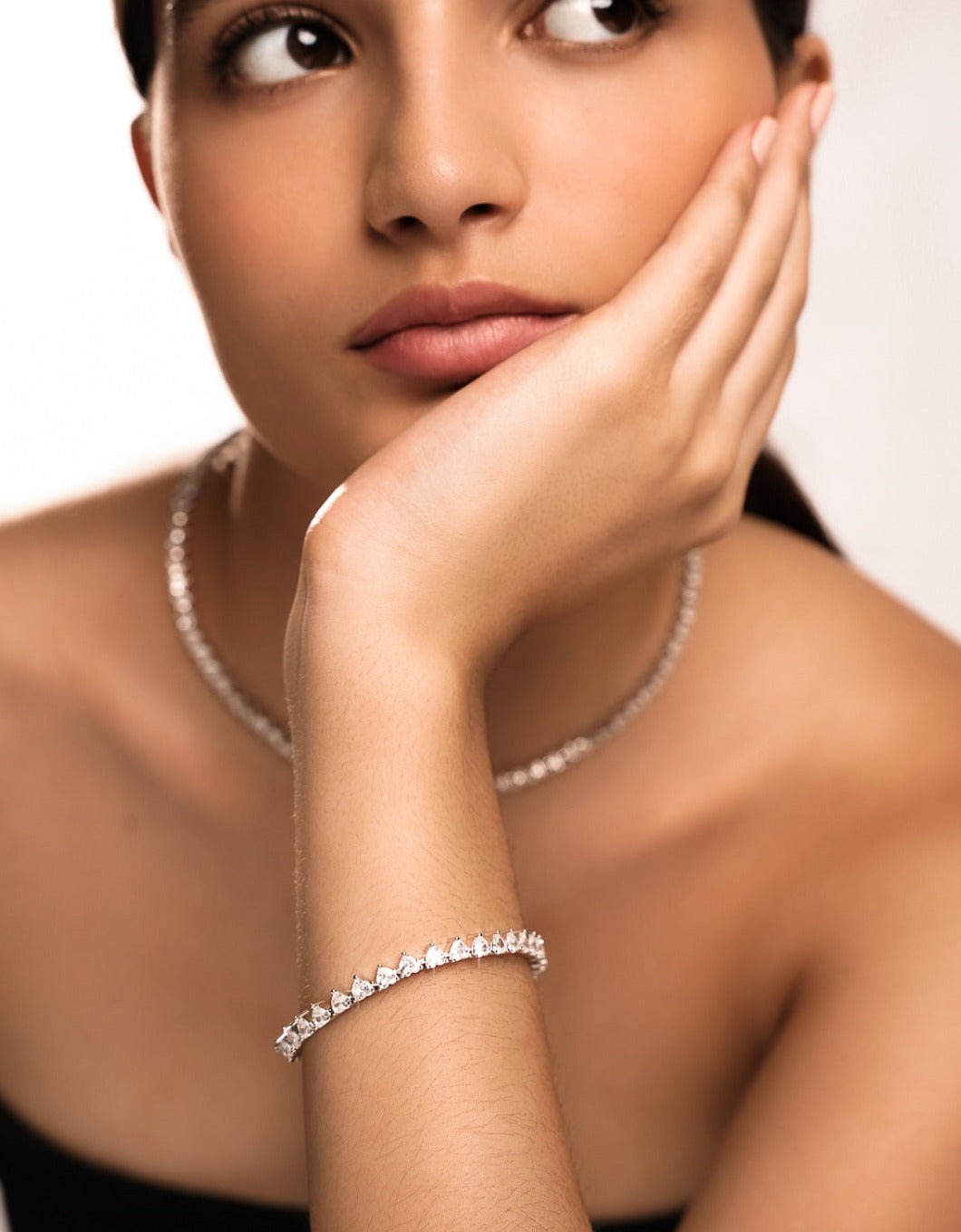 Elegant Amore Tennis Bracelet in 14K Gold - Perfect for Weddings, Anniversaries & Special Occasions