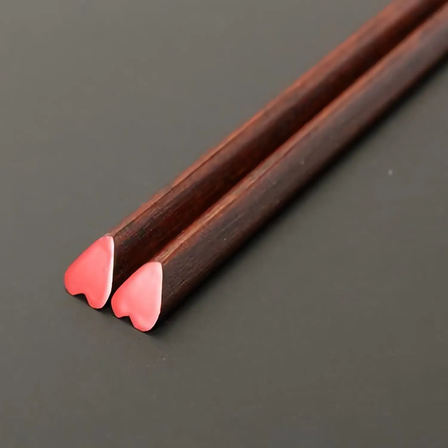 Premium Echizen Shikki Wooden Couple Chopsticks - Handcrafted Japanese Lacquerware for Romantic Dinners & Asian Cuisine | Perfect Gift for Anniversaries & Valentine's Day