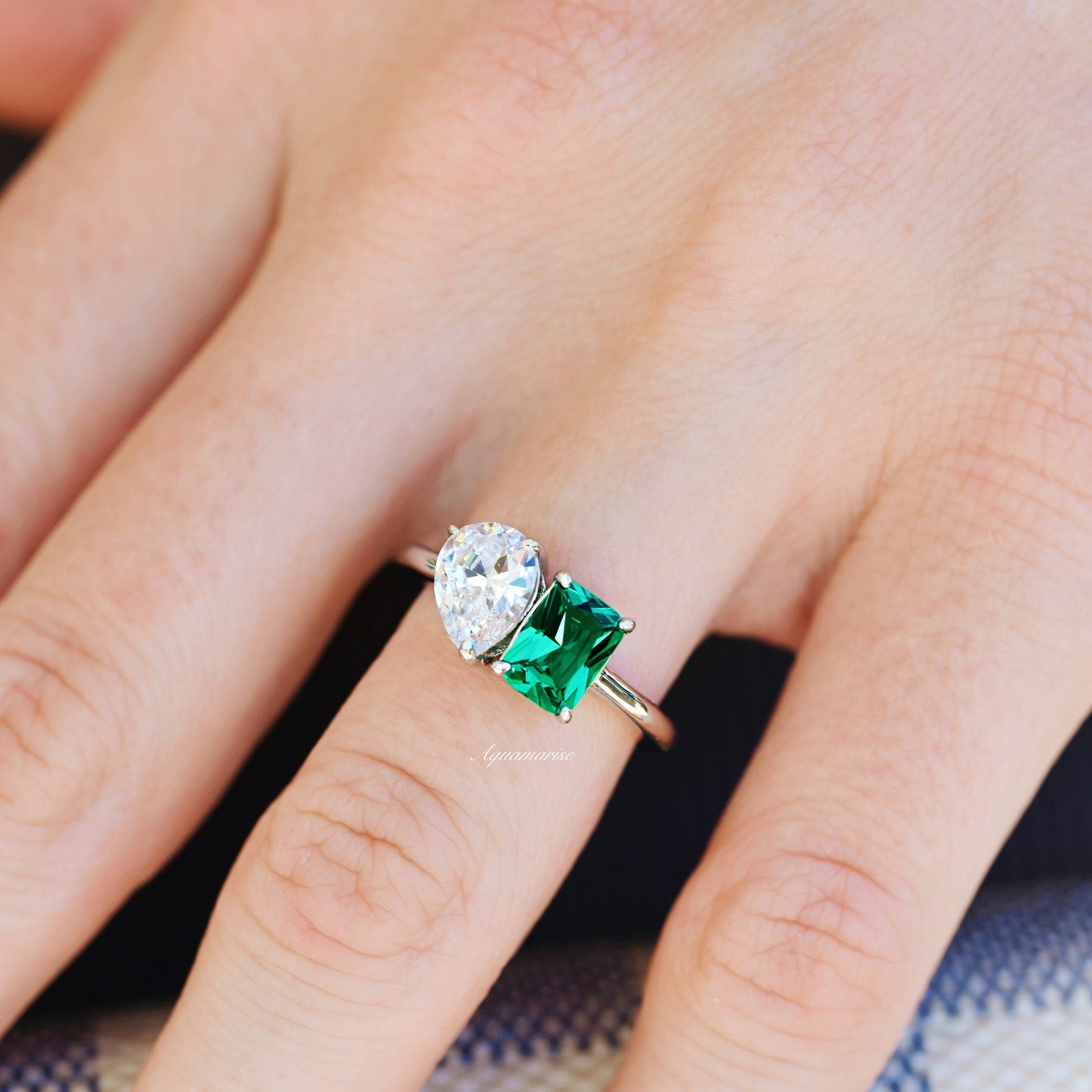 Minimalist 'Toi Et Moi' Emerald & Diamond (CZ) Ring - 925 Sterling Silver Engagement Jewelry for Women - Perfect for Anniversary, Proposal & Romantic Gifts