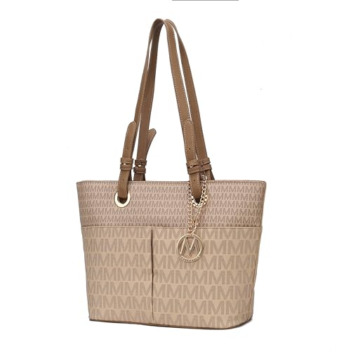 Lori Beige