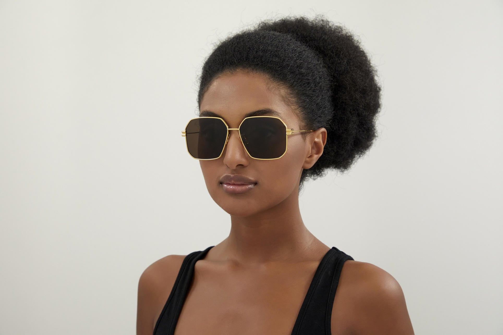 Bottega Veneta BV1005S Sunglasses - Luxury Polarized UV Protection for Men & Women - Perfect for Outdoor Activities, Travel & Fashion