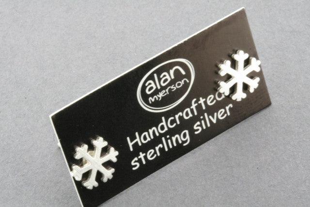 Sparkling Ice Crystal Snowflake Stud Earrings for Women - Elegant Winter Jewelry Gift for Christmas, Party & Wedding Accessories