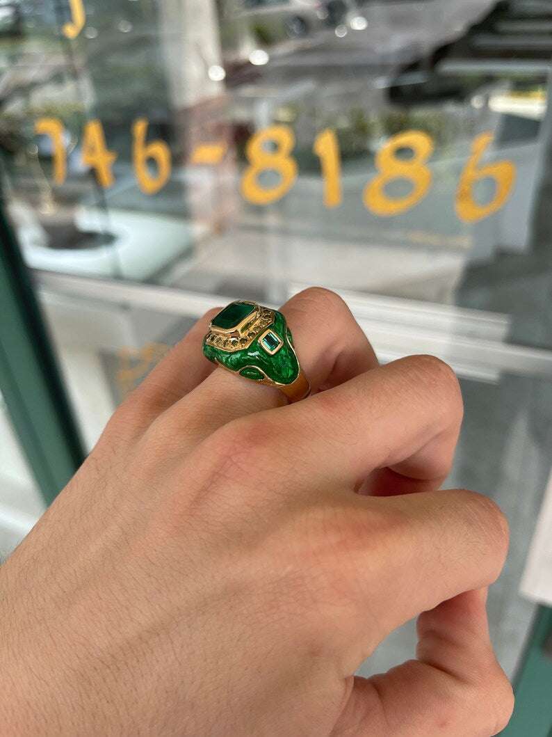 5.30 Carat Colombian Emerald & Diamond Men's Ring in 14K Gold with Enamel - Luxury Wedding Band, Anniversary Gift for Him, Perfect for Special Occasions