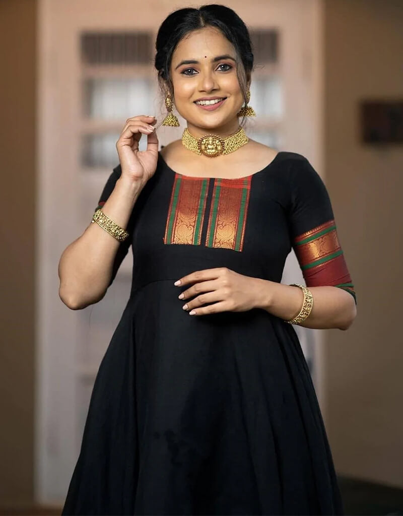 Elegant Black Jacquard Silk Gown with Zari Weaving Work - Perfect for Weddings, Parties & Special Occasions