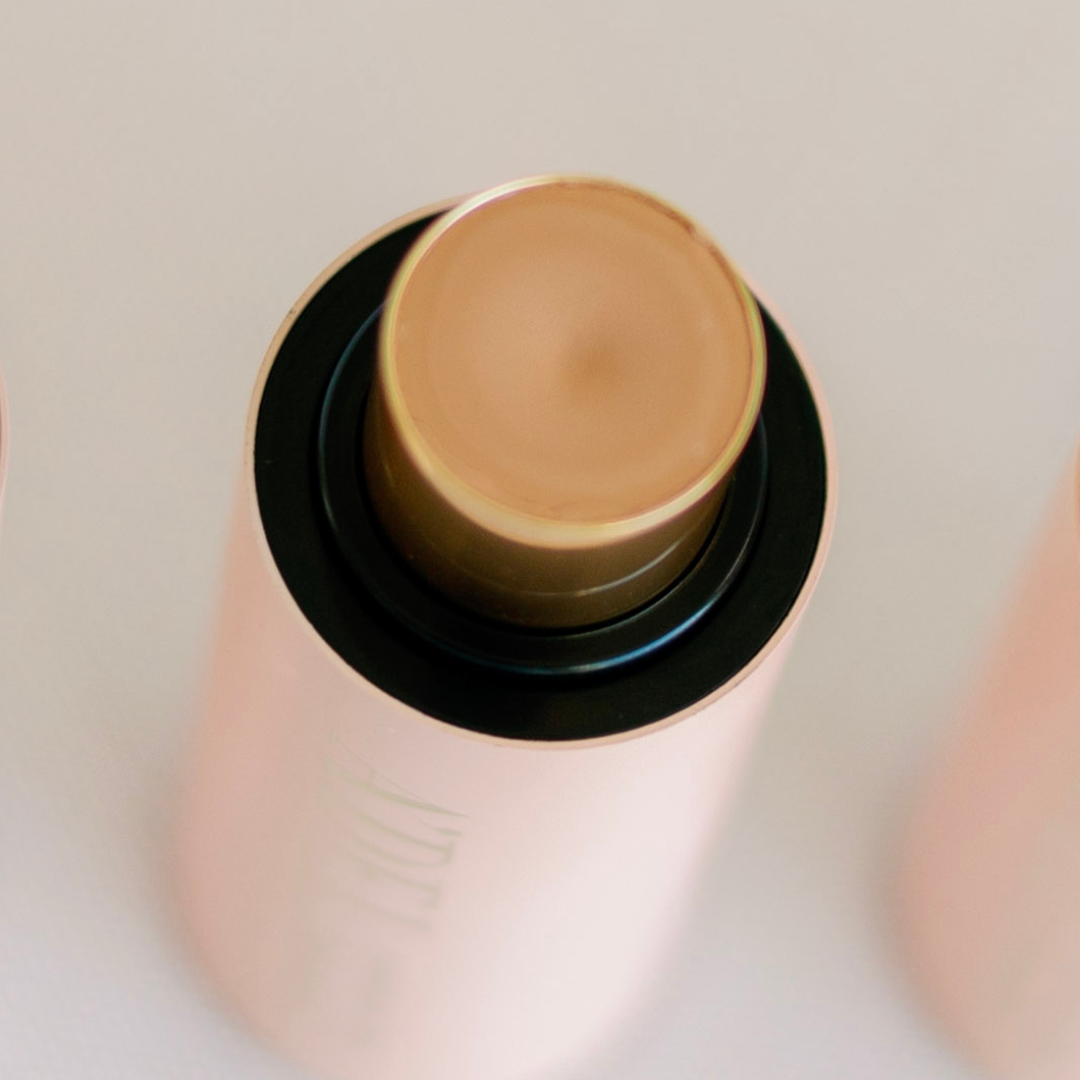 Best Moisturizing Foundation for Dry Skin - Hydrating & Long-Lasting Liquid Makeup - Perfect for Daily Wear & Special Occasions
