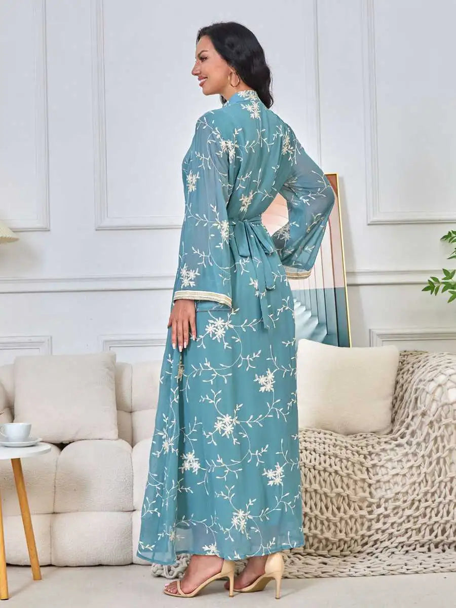 Elegant Muslim Women's Eid Caftan Dress - Embroidered Kaftan for Special Occasions & Festivals