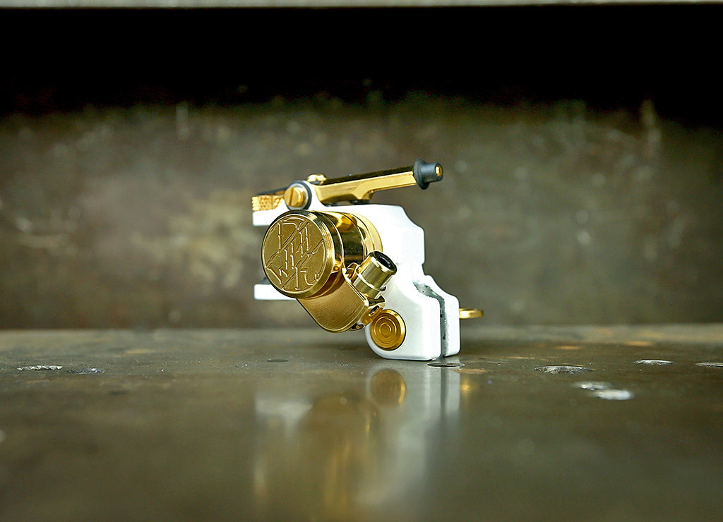Dan Kubin V3/23 Sidewinder White & Gold RCA Cable - Premium Audio Connector for Home Theater, Studio Recording & DJ Equipment