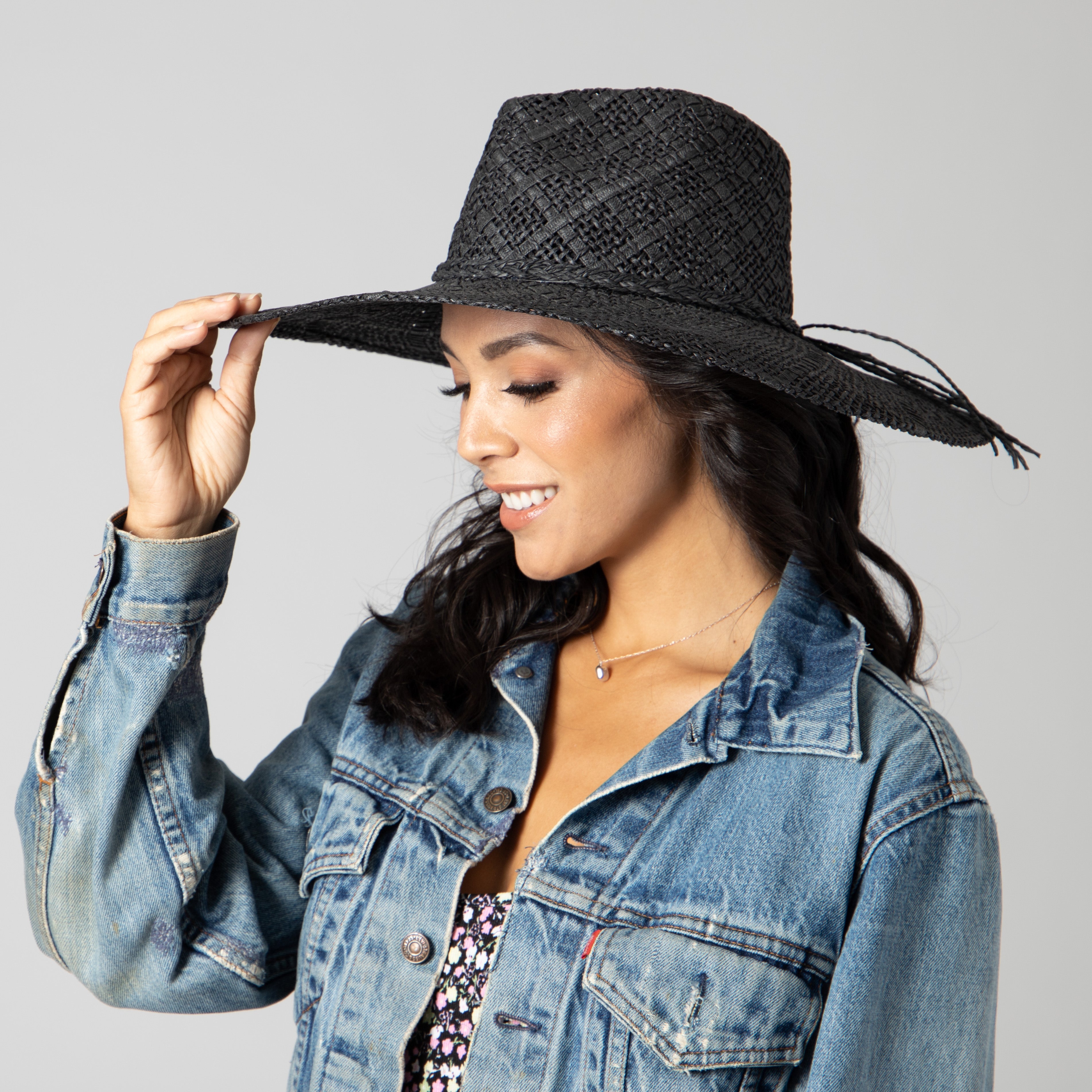 Stylish Sun Dialed Woven Pattern Fedora Hat for Men & Women - Summer Beach, Outdoor Travel & Fashion Accessory