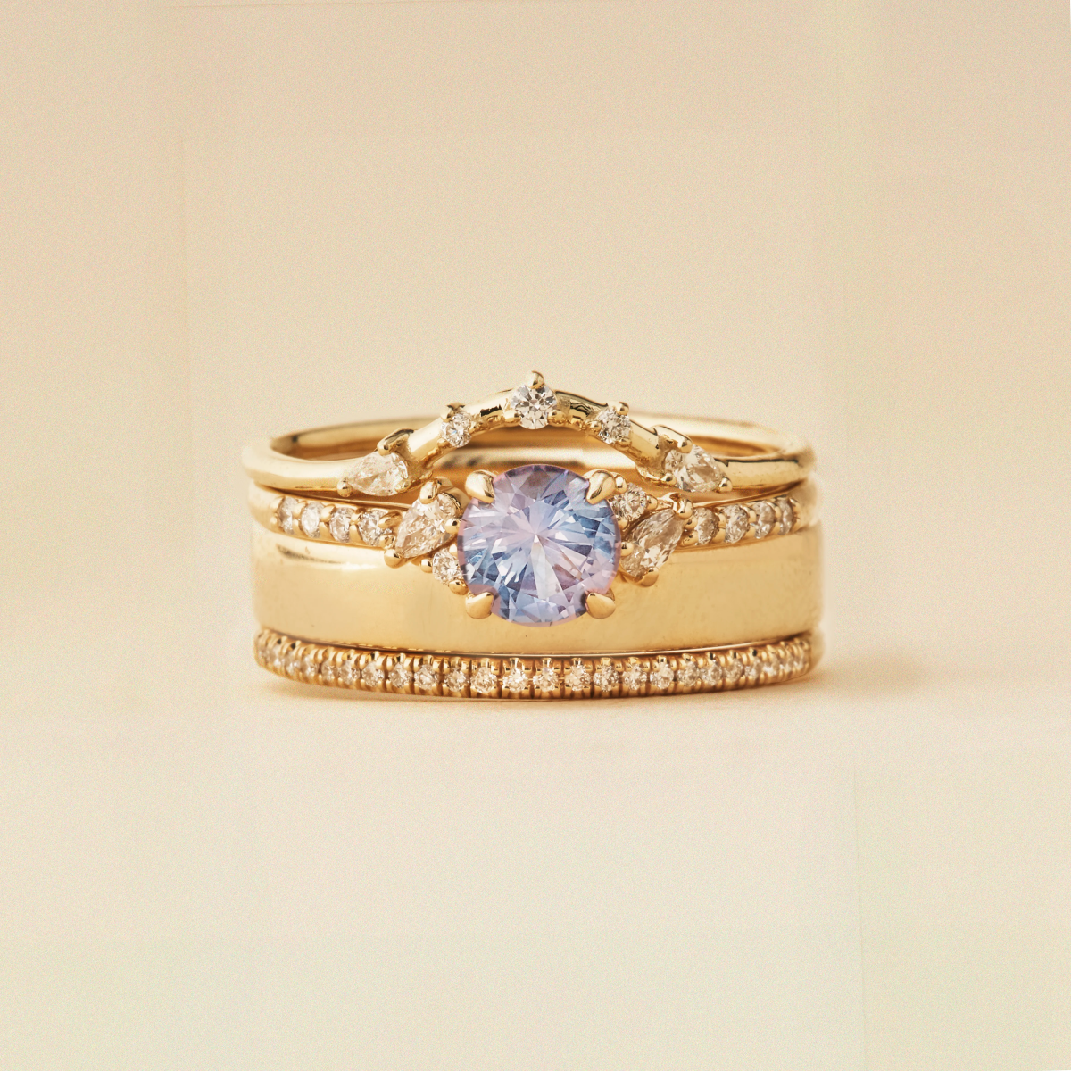 Unique 14K Yellow Gold Round Sapphire Dusklight Dream Ring – Perfect for Weddings, Anniversaries & Special Occasions