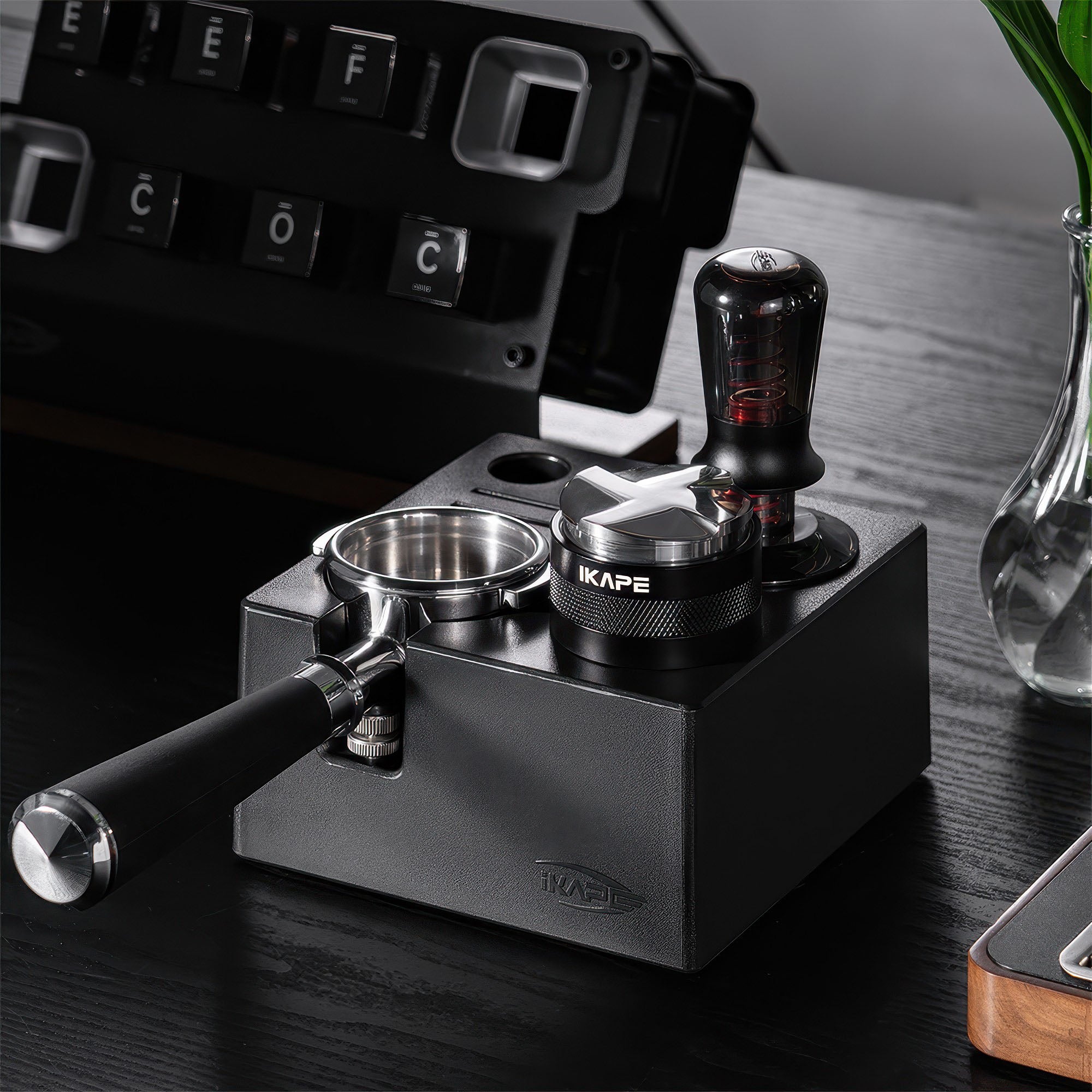 2 in 1 Adjustable Coffee Distributor & Tamper - Professional Espresso Tool for Baristas & Home Brewing - Perfect for Espresso Machine Preparation & Latte Art