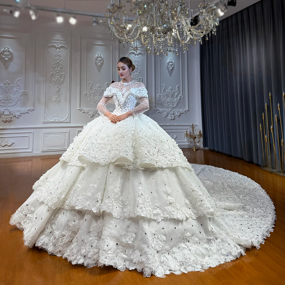 Elegant Layered Skirt Ball Gown Wedding Dress with Lace Flowers - Perfect for Bridal Ceremony, Prom Night & Formal Events