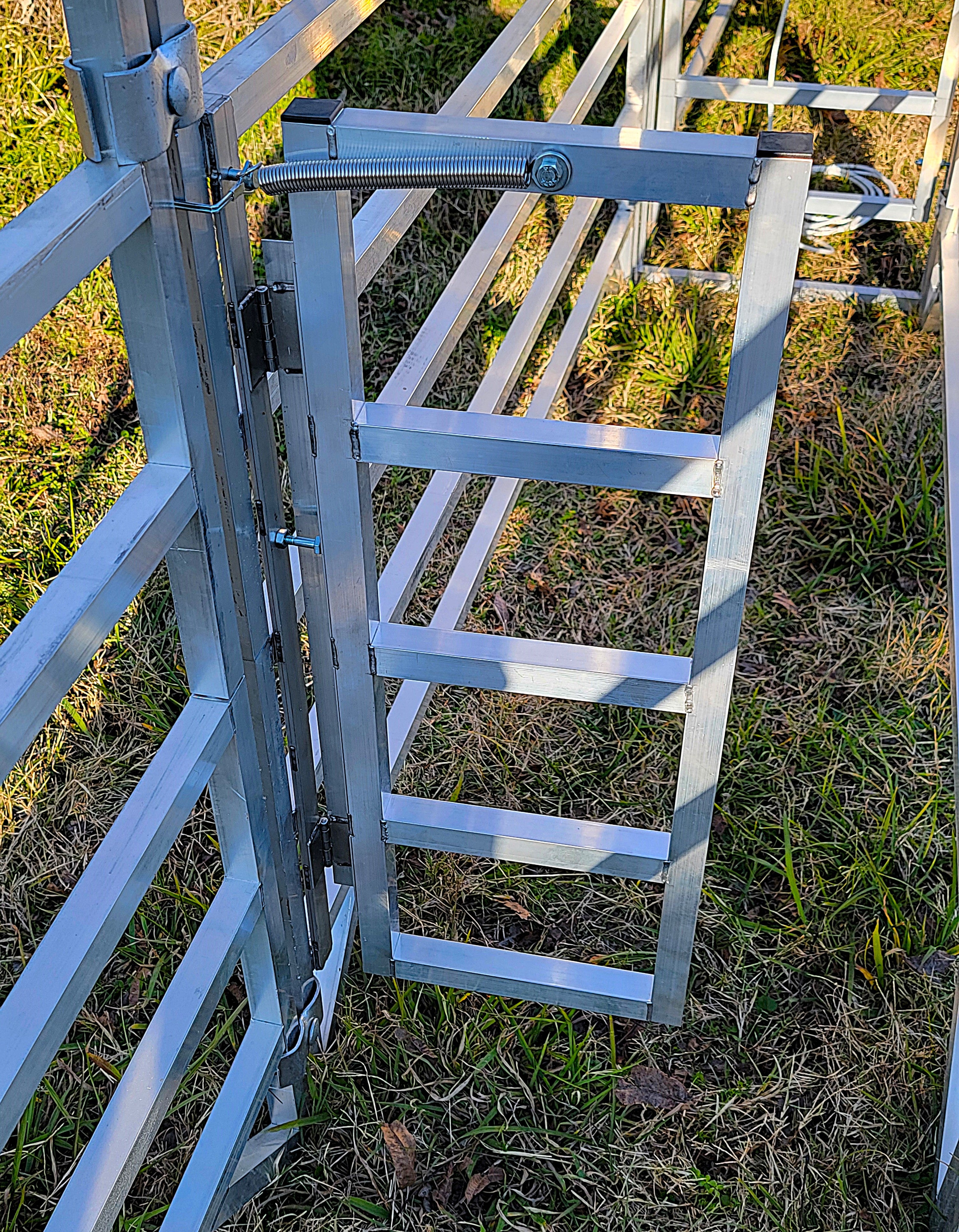 Aluminum Sheep and Goat Anti-Backup Gate - Heavy Duty Livestock Sorting Alley & Pen System for Farm, Ranch, and Dairy Use