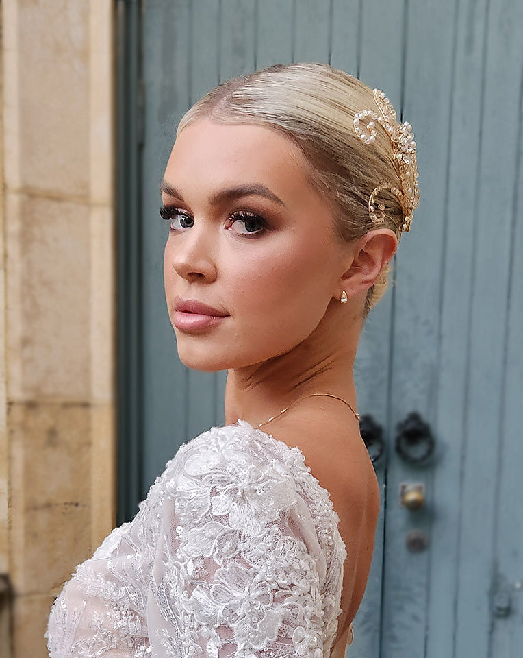 Elegant Wedding Headpiece Set with Soft Statement Pearls & Crystals – Mona Bridal Hair Accessory by Kezani | Perfect for Brides, Bridesmaids & Special Occasions