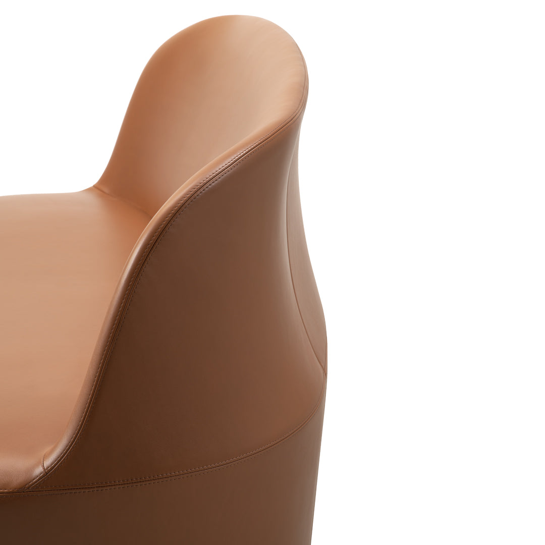 Hugo Passos Gomo Sofa by Fredericia Furniture - Modern Scandinavian Design for Living Room & Lounge