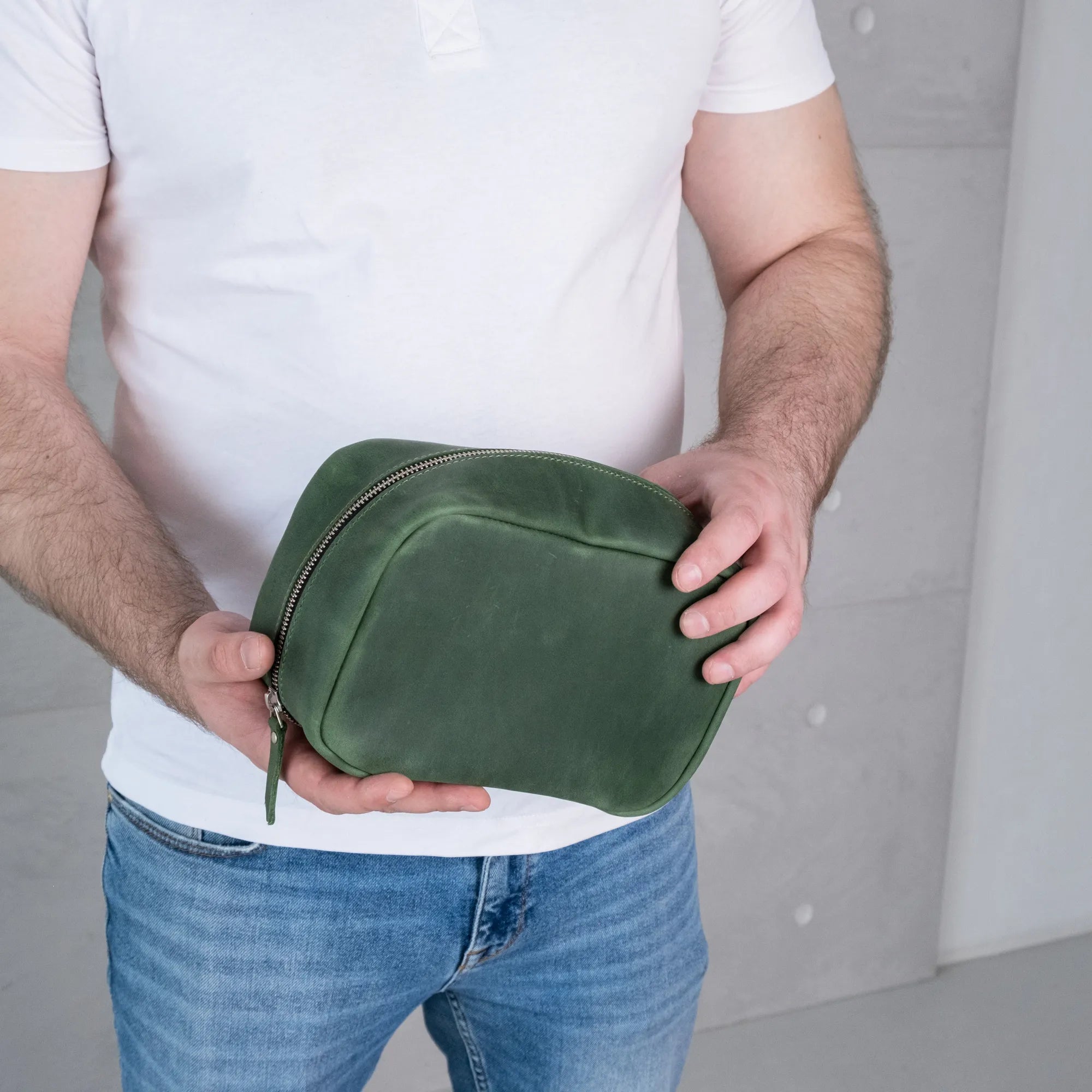 Premium Travel Toiletry Bag for Women & Men - Waterproof Cosmetic Organizer with Hanging Hook - Perfect for Vacation, Gym, Camping & Business Trips