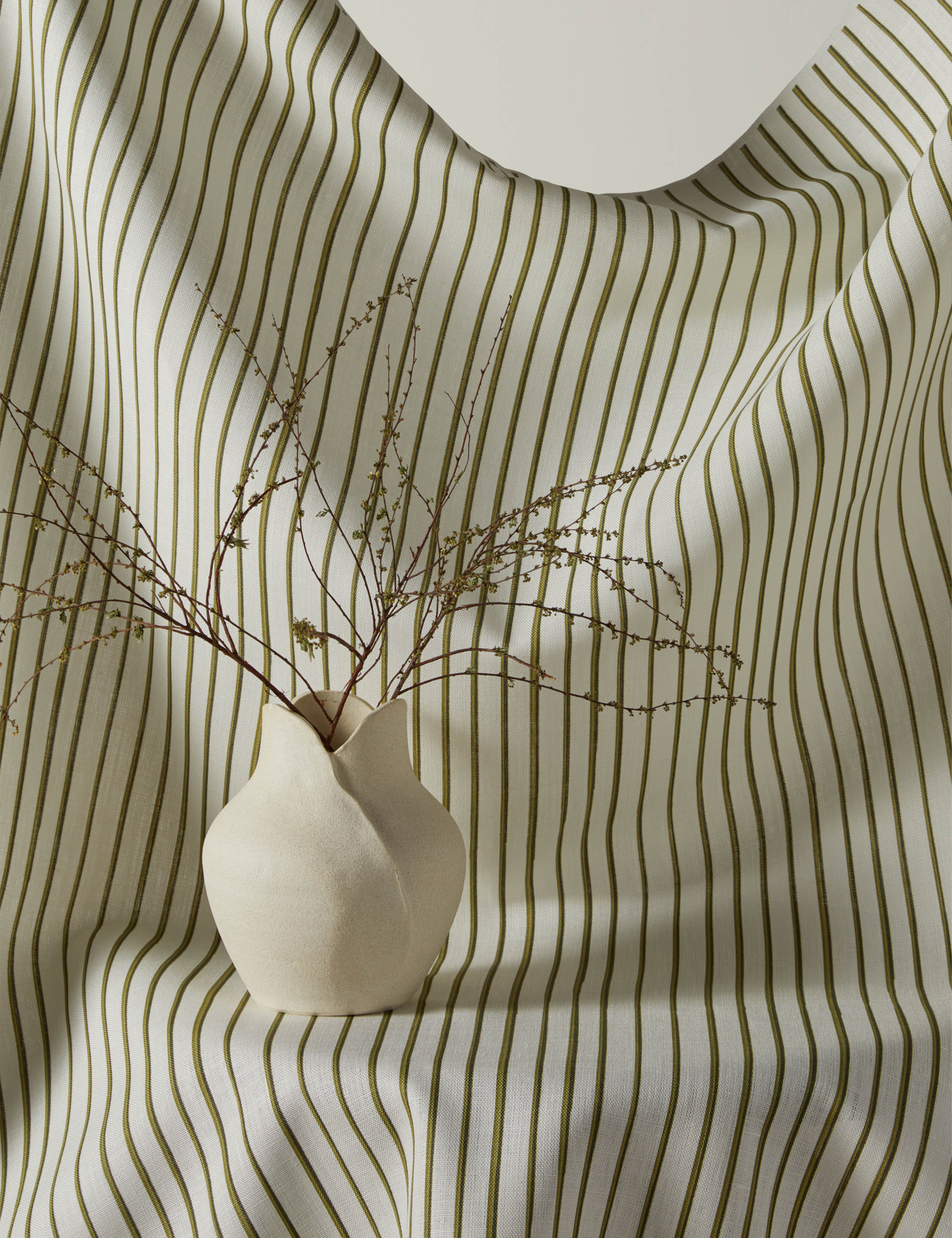 Premium Almo Linen Fabric by Annie Coop - Natural Textured Fabric for Clothing, Home Decor & DIY Crafts - Perfect for Dresses, Curtains & Upholstery Projects