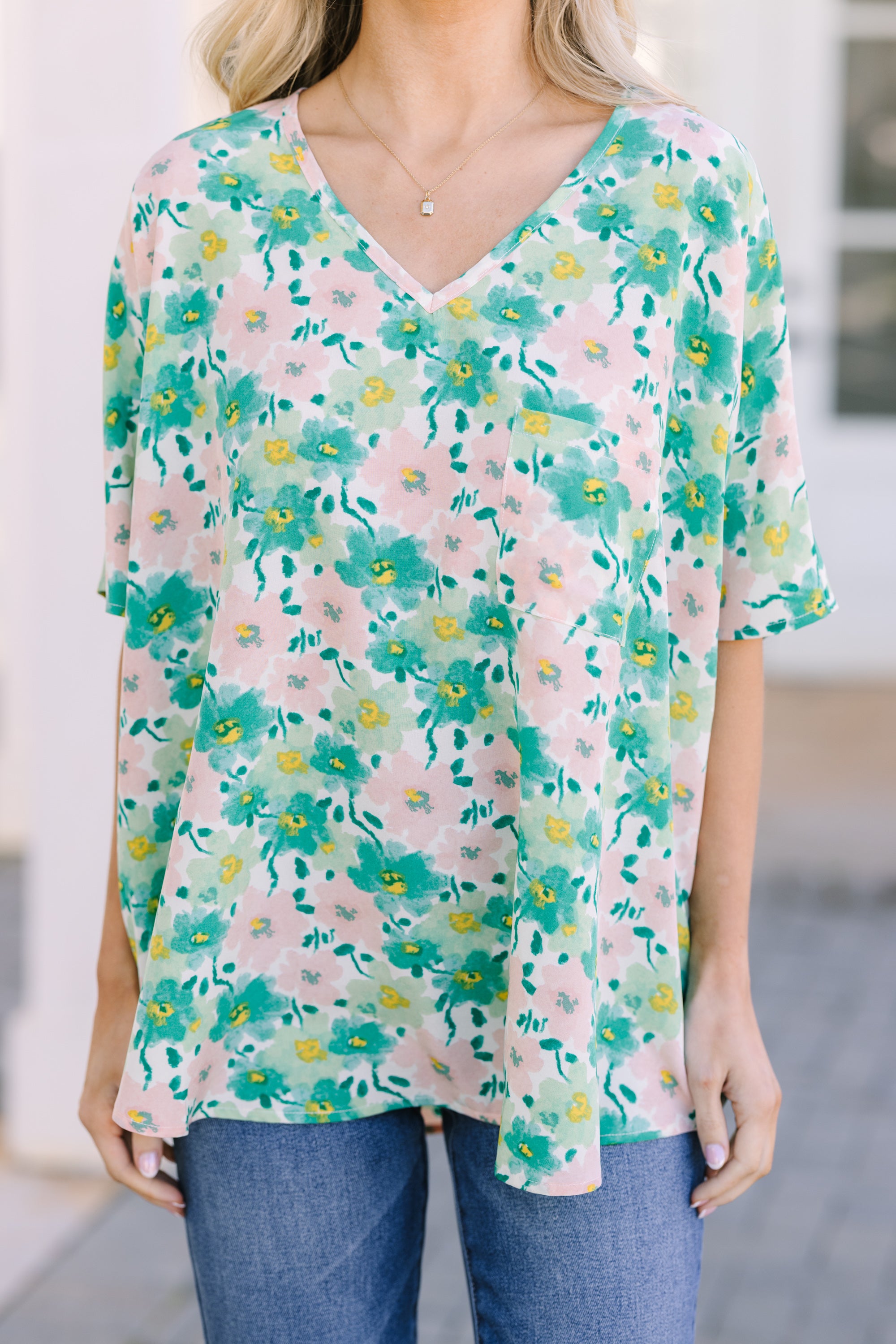 Stylish Green Floral Top for Women - Trendy Summer Blouse for Casual Outings & Date Nights
