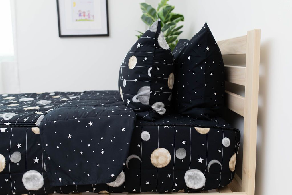 Out Of This World Zipper Bedding Set - Soft & Breathable Comforter Cover with Zipper Closure - Perfect for Kids, Teens & Adults Bedrooms - Cozy Home Decor for All Seasons