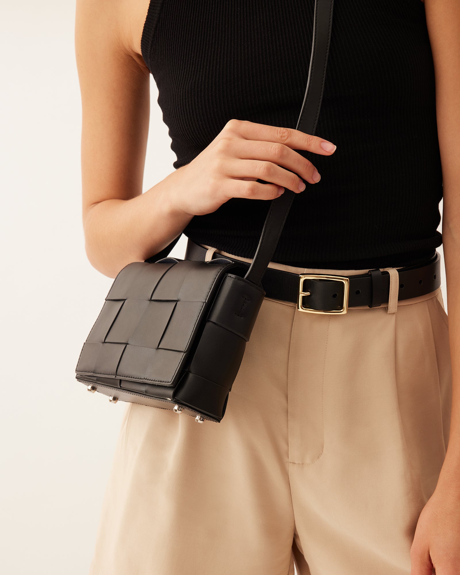 Honey Crossbody Bag for Women - Genuine Black Leather Purse, Small Shoulder Bag for Everyday Use, Travel & Shopping