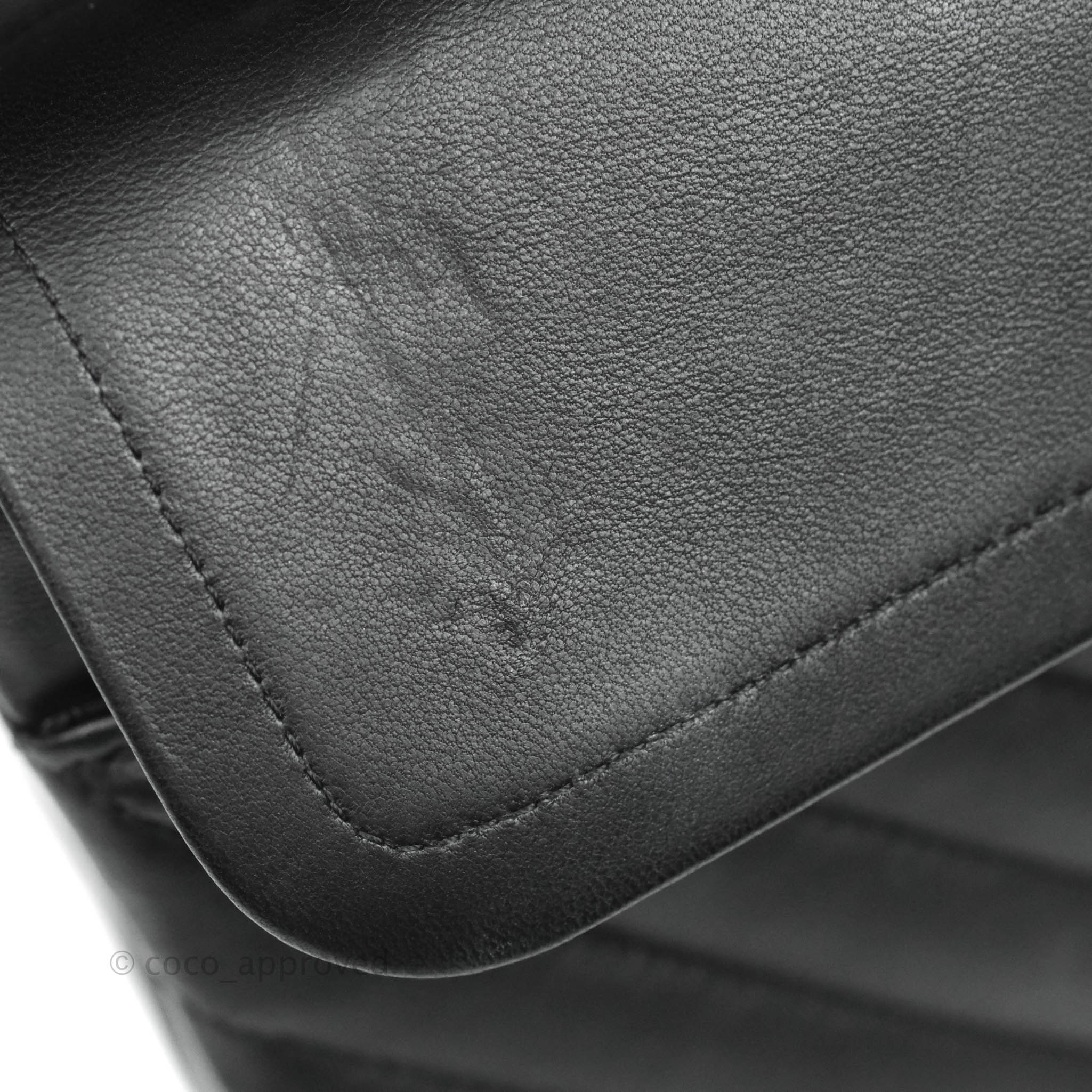 Chanel Classic Chevron M/L Medium Double Flap So Black Lambskin Bag - Luxury Designer Handbag for Women, Perfect for Evening Events & Special Occasions
