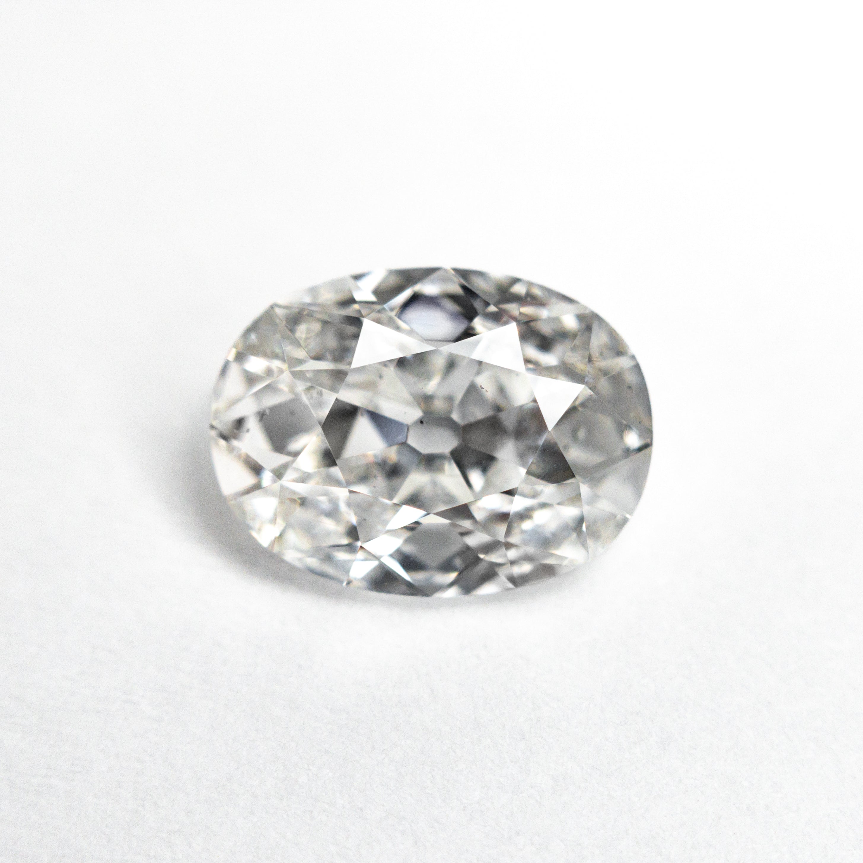 2.01ct Oval Diamond Engagement Ring - GIA Certified E Color SI1 Clarity - 9.42x7.04x3.90mm Antique Brilliant Cut - Perfect for Wedding Proposals & Anniversary Gifts
