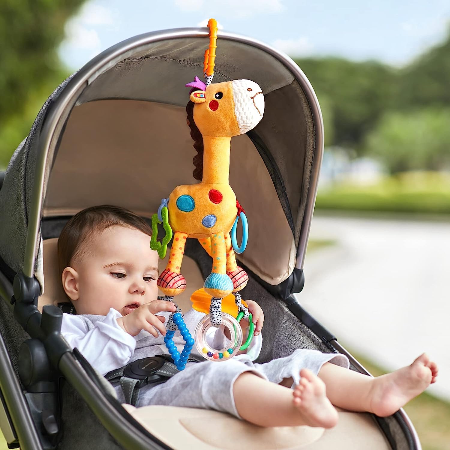 TUMAMA Giraffe Hanging Rattle Toys - Soft Wind Chime Plush Animal Activity Toy for Newborns & Toddlers 0-36 Months | Perfect for Crib, Stroller & Car Seat | Baby Shower Gift & Early Learning Development Toy