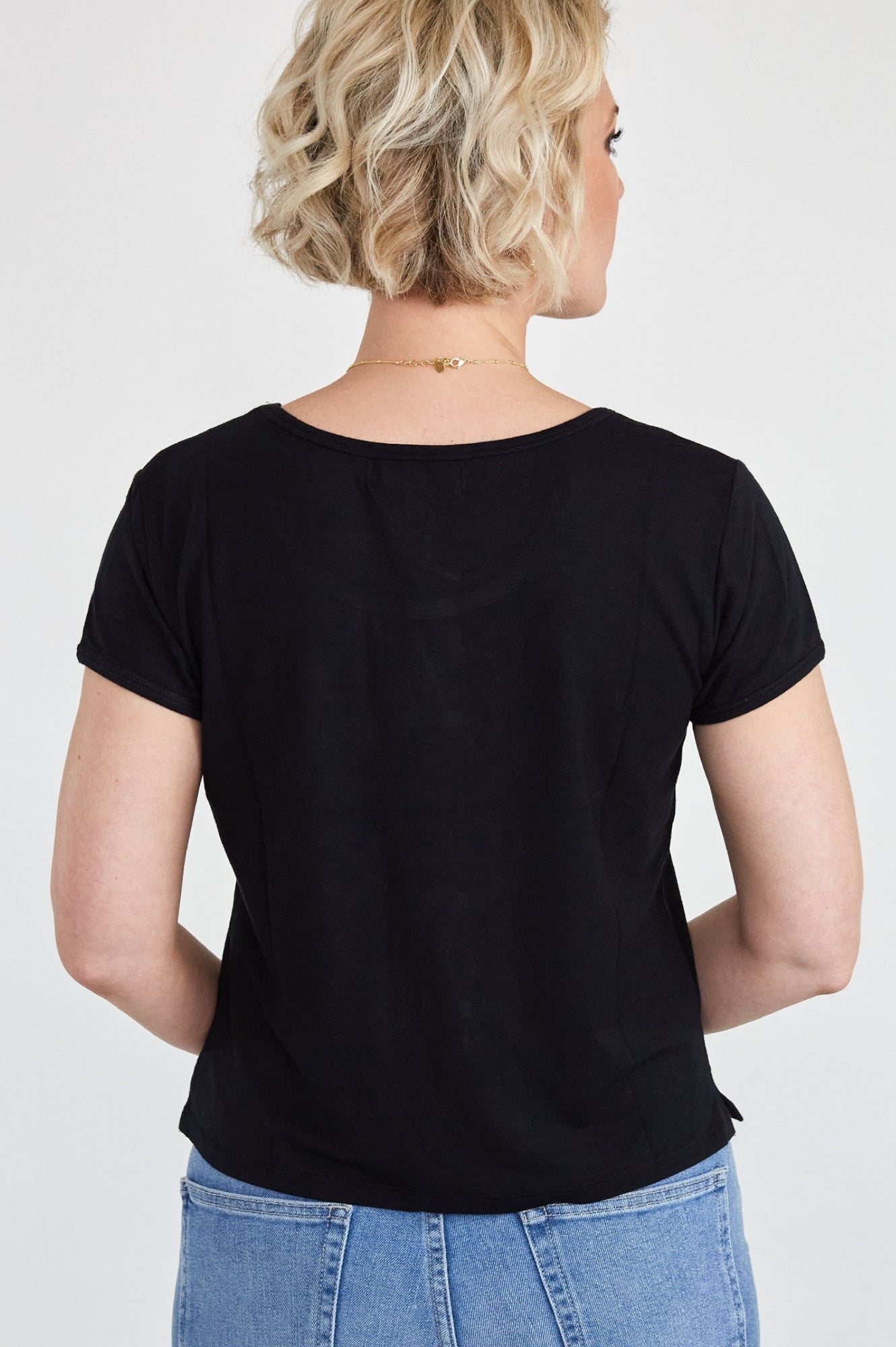 Men's Short Sleeve T-Shirt - Soft Cotton Crew Neck Tee in Black | Casual Wear, Gym, Everyday Outfits