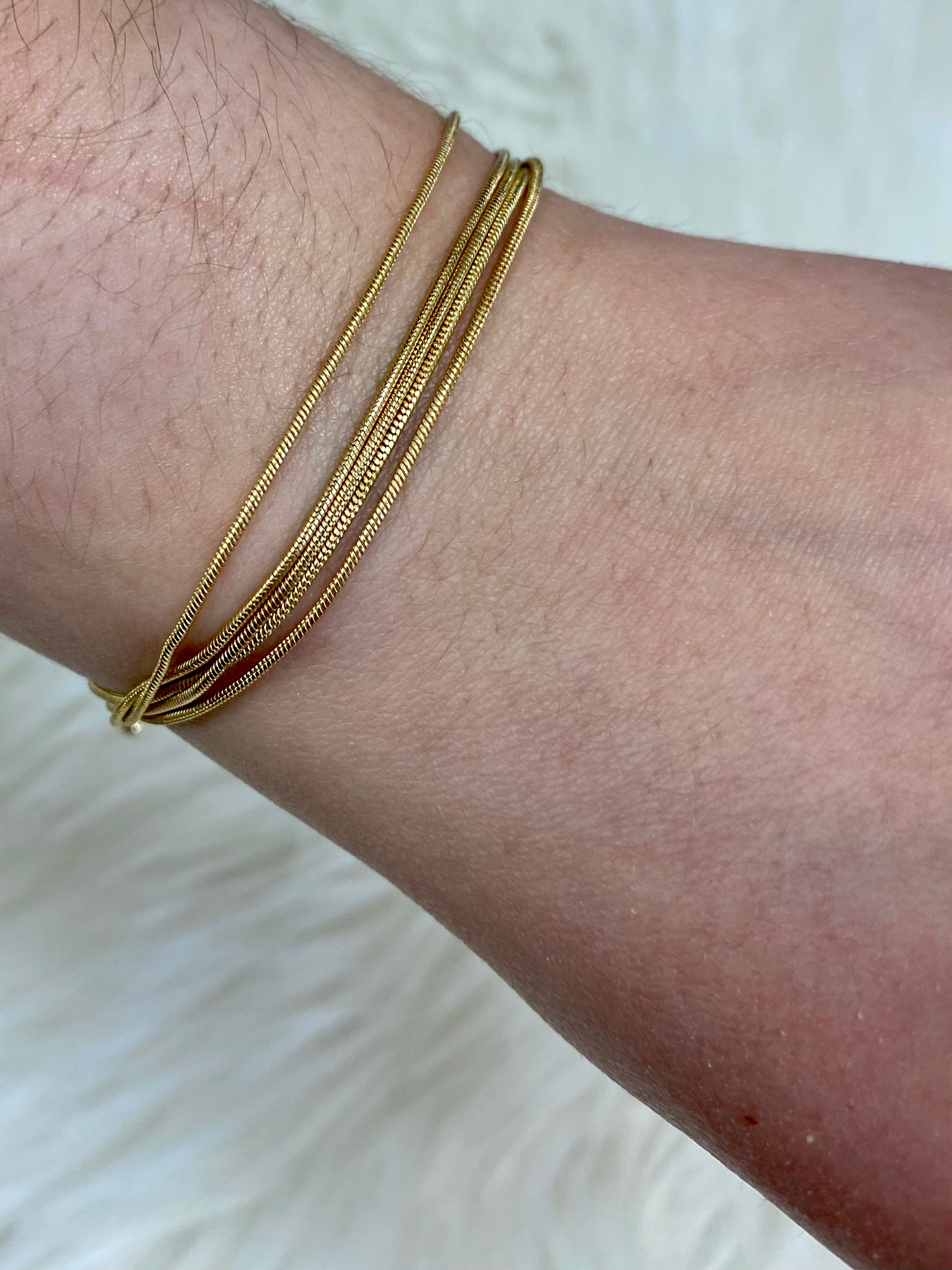 Joia Banded Bracelet for Women - Elegant Adjustable Beaded Wrist Jewelry - Perfect for Parties, Weddings & Everyday Wear