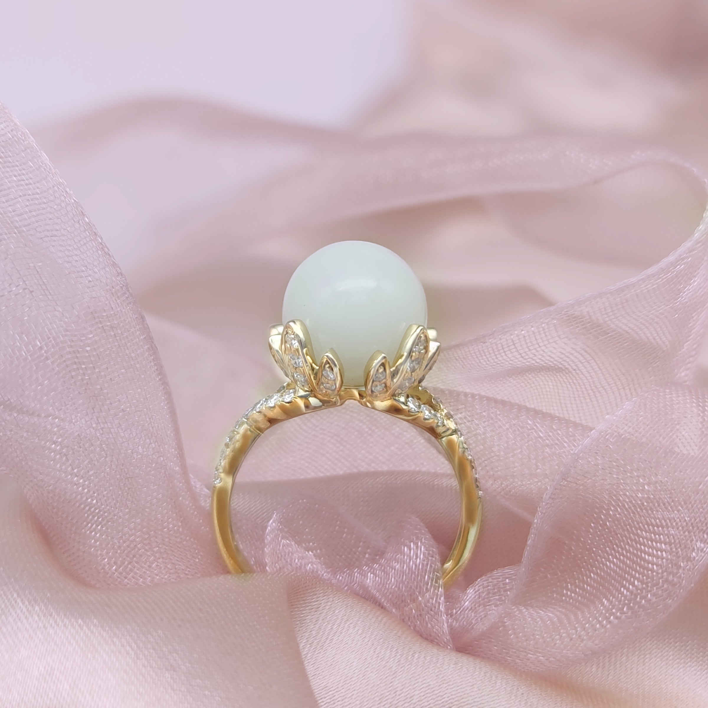Gold Lotus Flower Breastmilk Ring - Elegant Nursing Jewelry for Breastfeeding Moms - Perfect for Nursing, Pumping & Baby Bonding Moments