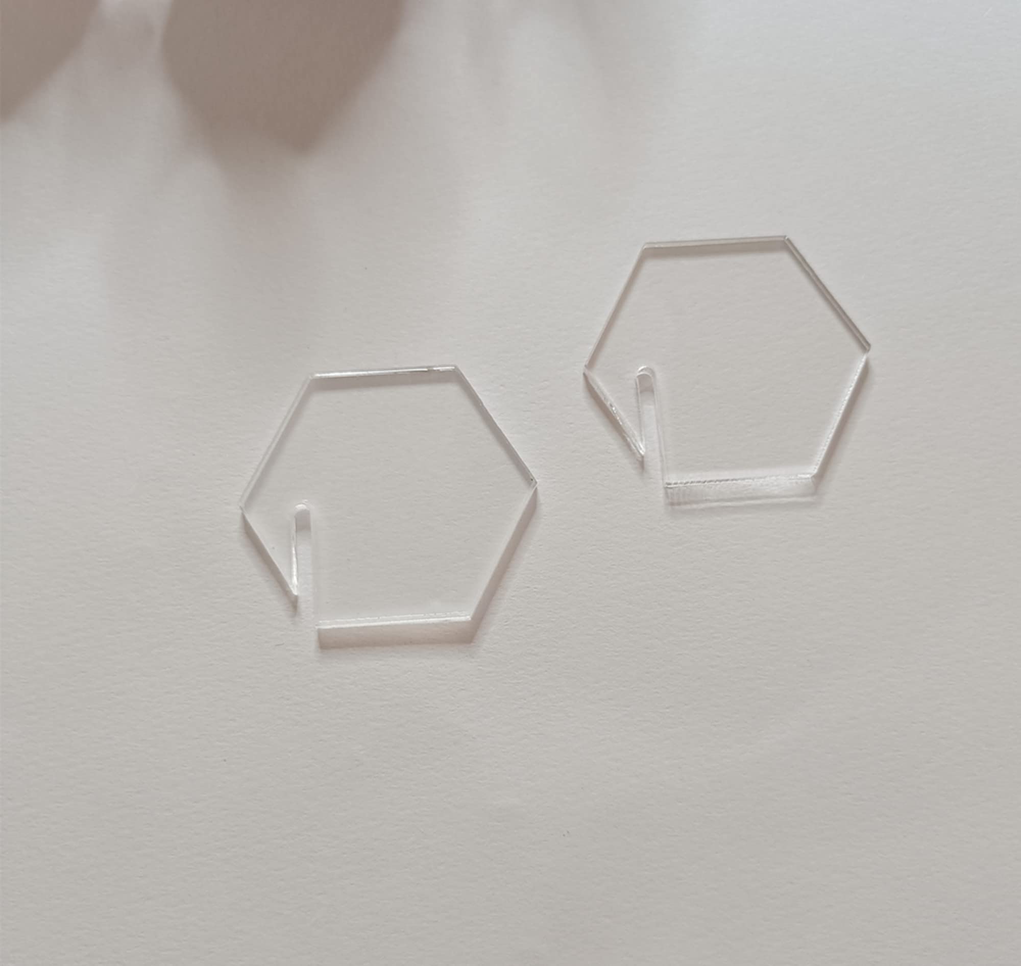 20pcs Clear Acrylic Blank Hexagon Champagne Glass Markers - Wedding Favors, Party Decorations, Baby Shower Supplies - Perfect for Drink Labeling, Table Setting & Event Decor
