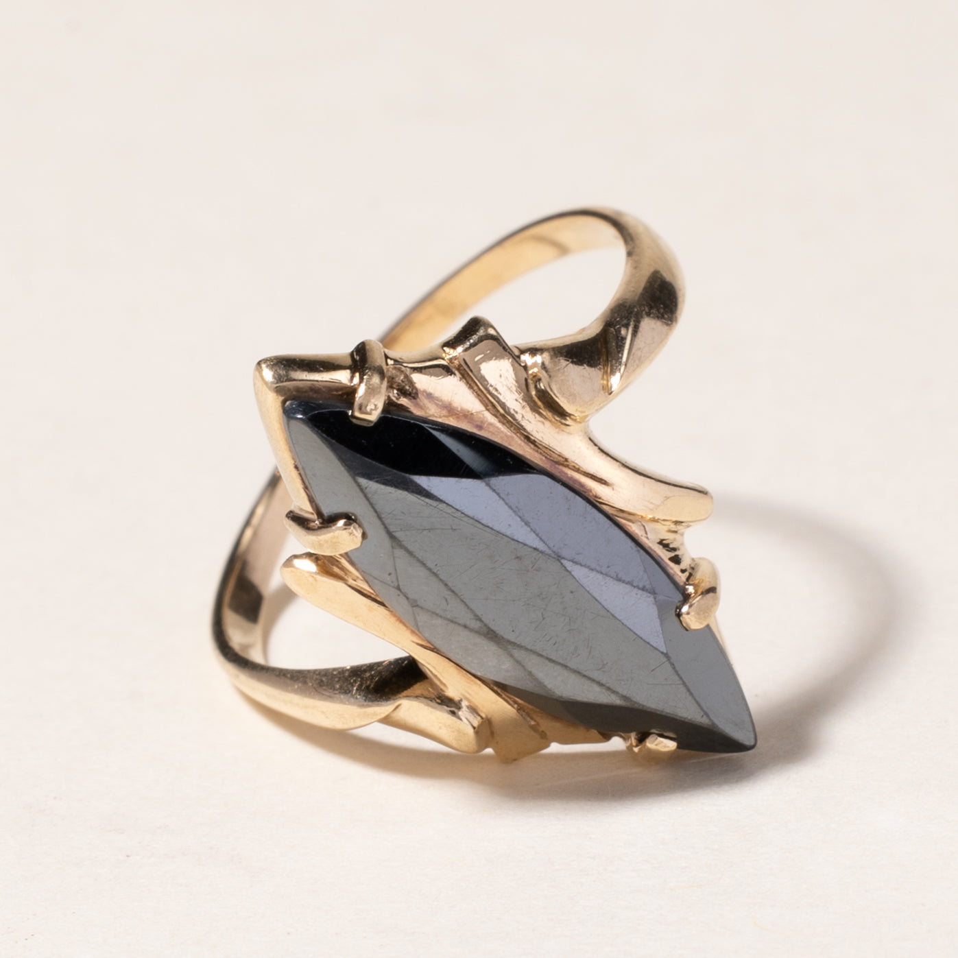 10K Yellow Gold Hematite Ring for Women - 2.09ct Genuine Hematite Stone - Size 6.25 - Elegant Dainty Stackable Ring - Perfect for Everyday Wear, Gift Giving & Special Occasions