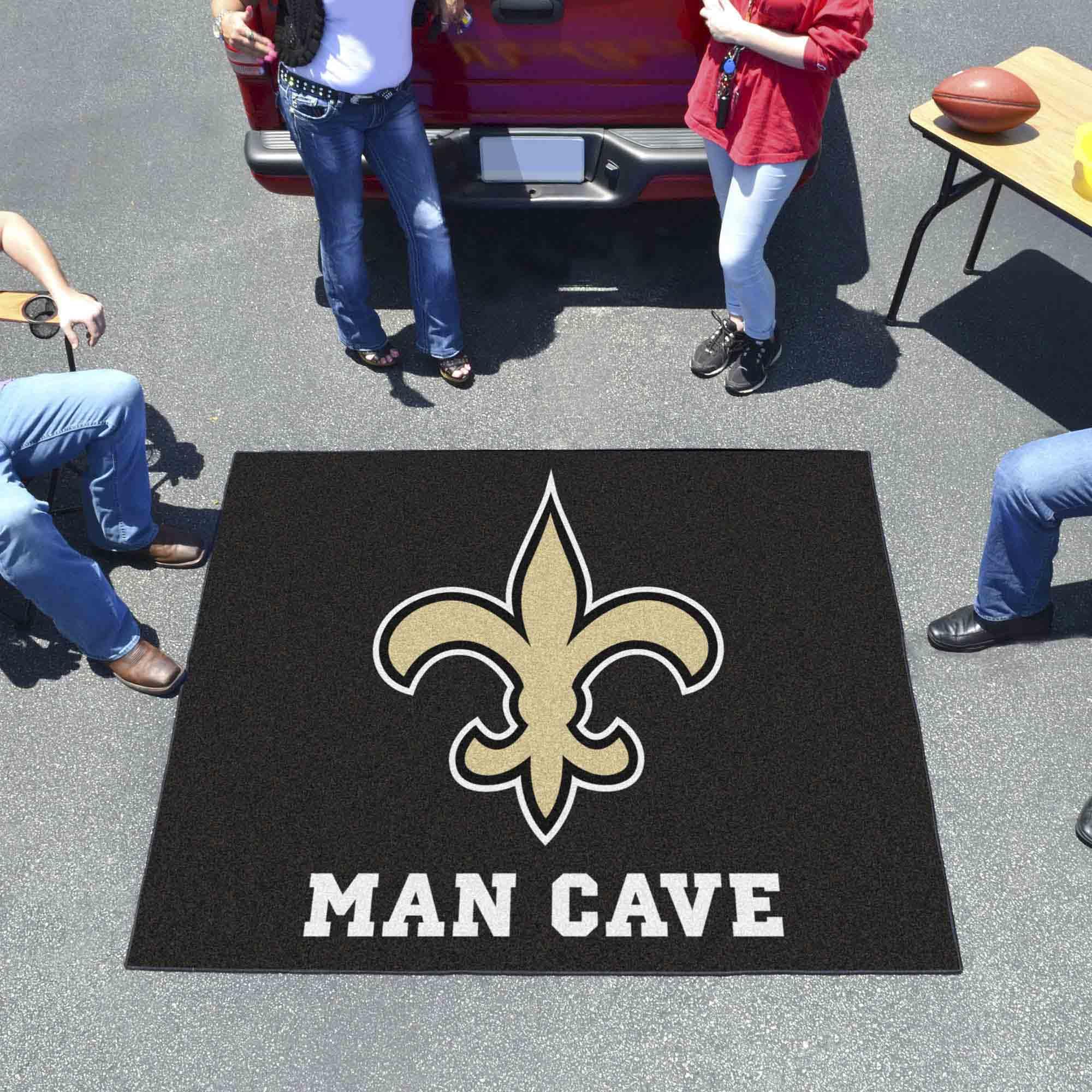 FANMATS NFL Unisex-Adult Man Cave Tailgater Mat - Officially Licensed Football Rug for Game Room, Basement Decor & Tailgating Parties - Perfect for Sports Fans & Home Theater Setup