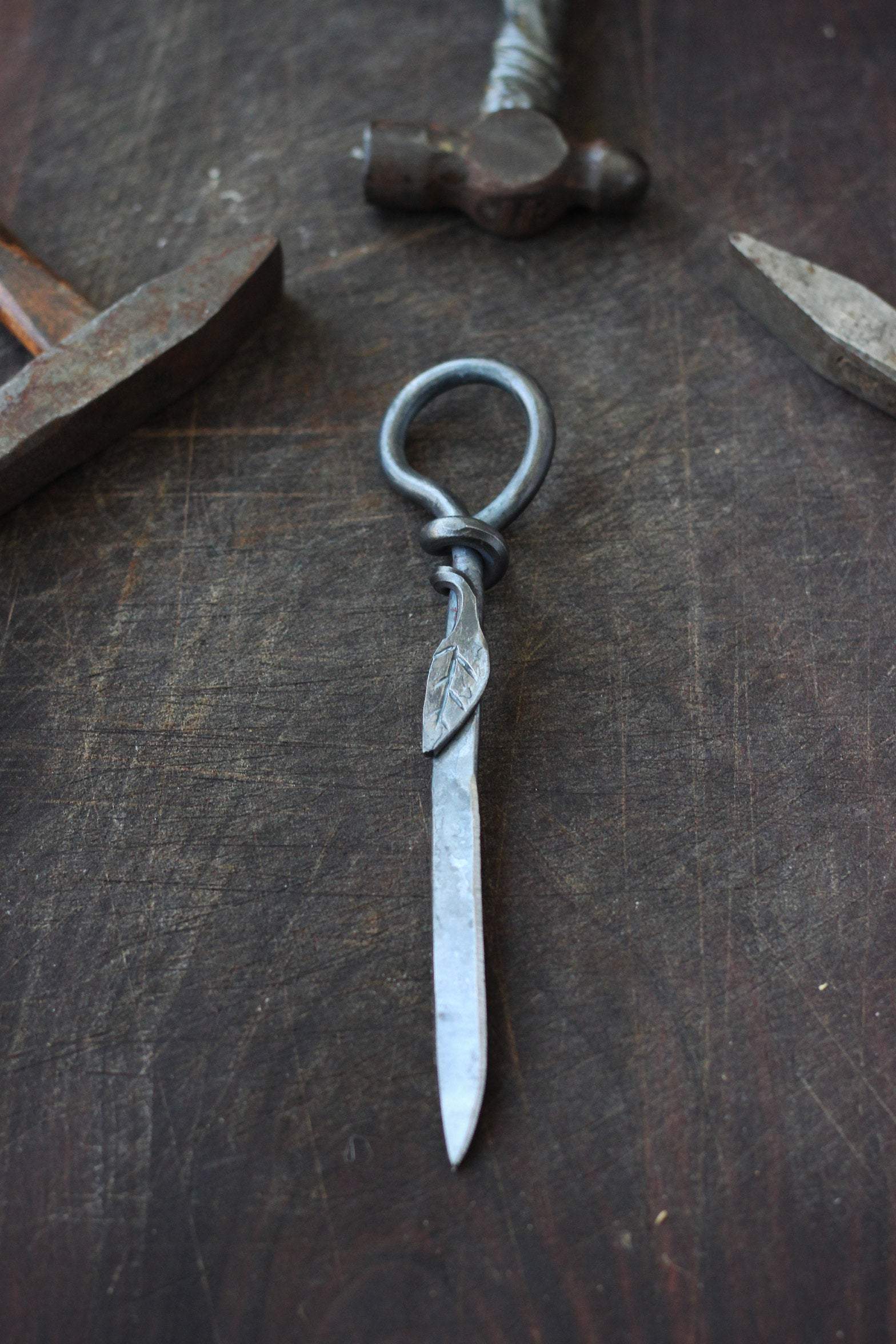 Personalized Leaf-Shaped Letter Opener - Elegant Brass Paper Knife for Home & Office - Perfect Gift for Wedding, Housewarming & Stationery Lovers
