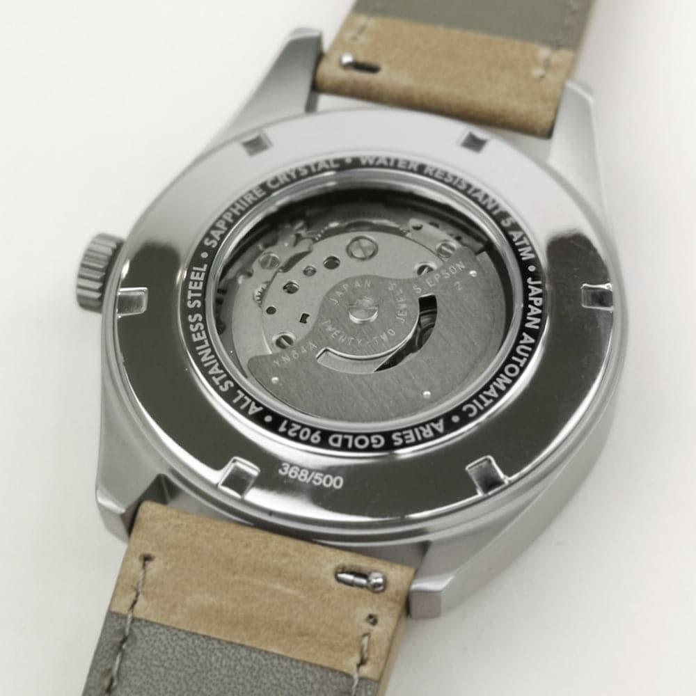 **ARIES GOLD 500PCS Limited Edition Roadster G 9021 S W Men's Watch – Luxury Stainless Steel Chronograph for Business & Casual Wear**    **使用场景:** Perfect for formal events, business meetings, or everyday casual style.