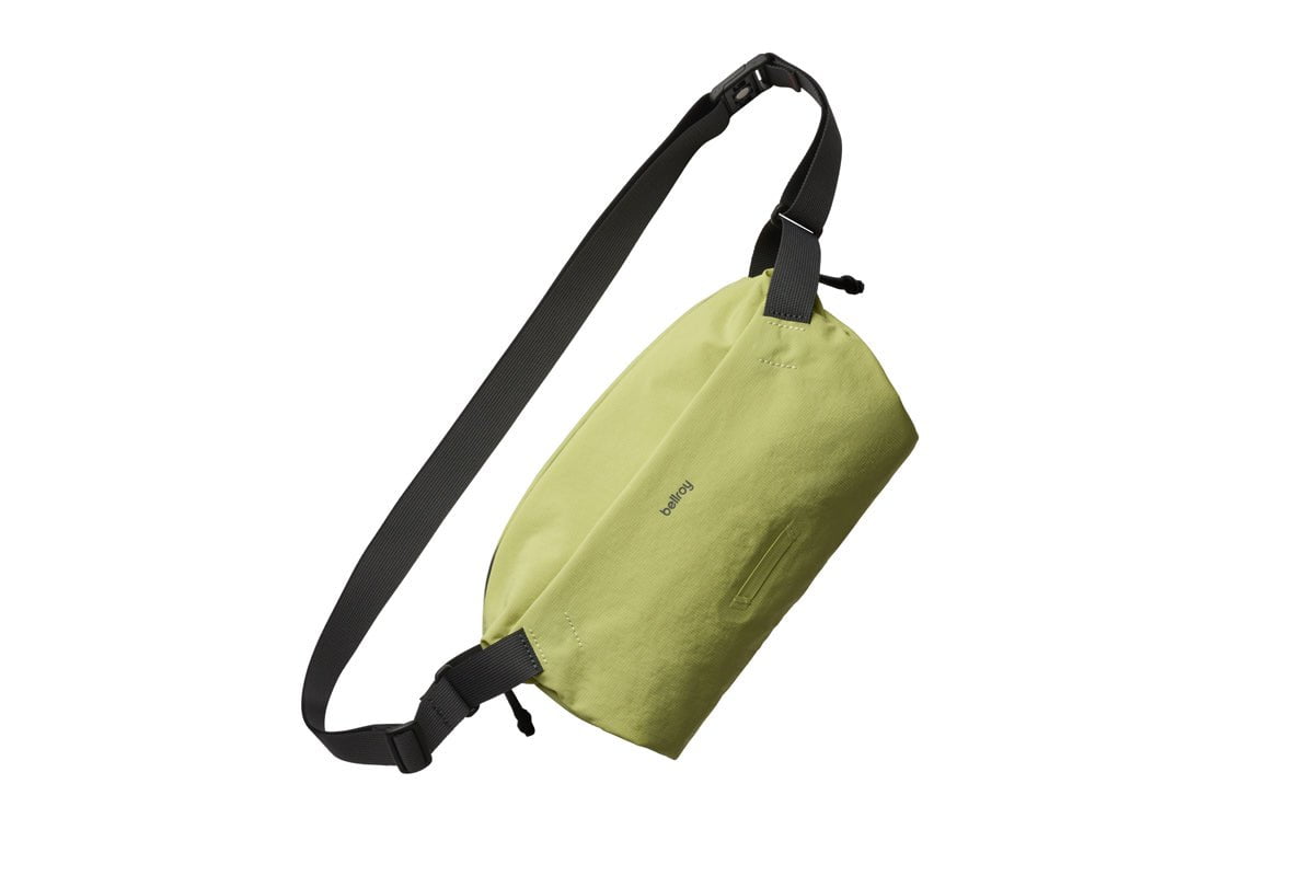 Bellroy Lite Sling - Lightweight Crossbody Bag for Men & Women | Water-Resistant Travel Sling Pack | Perfect for Hiking, Commuting & Everyday Carry (Black)