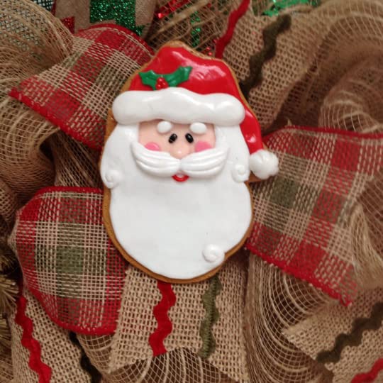 Handmade Gingerbread Cookies Christmas Wreath - Festive Deco Mesh Holiday Decor for Door, Wall, and Fireplace Mantel