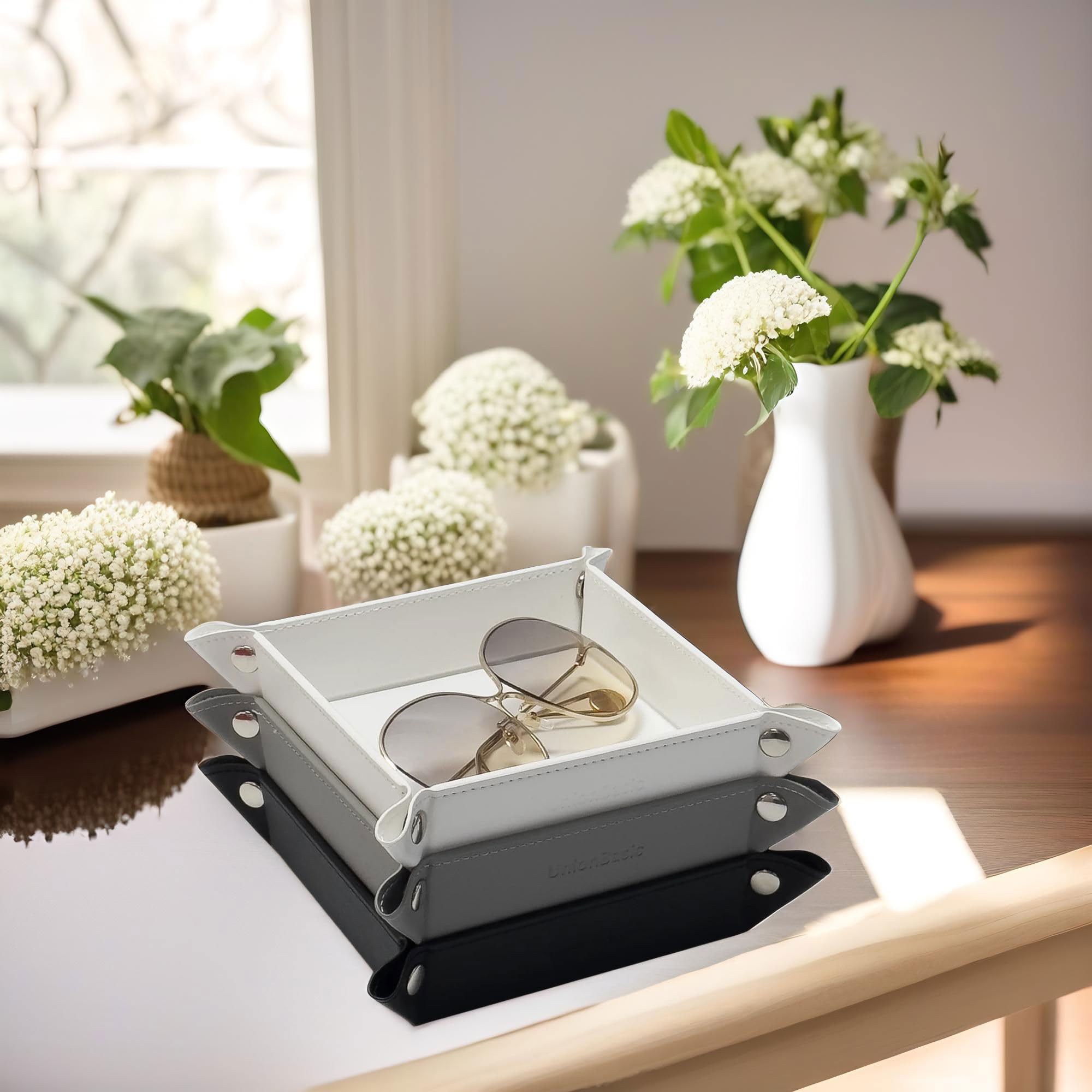 UnionBasic Small Valet Tray - Jewelry Organizer for Rings, Watches & Earrings | Entryway Catchall for Coins, Keys & Change | Nightstand Bedside Organizer | Electronic Gadgets Tray - White | Perfect for Home Décor & Gift Giving