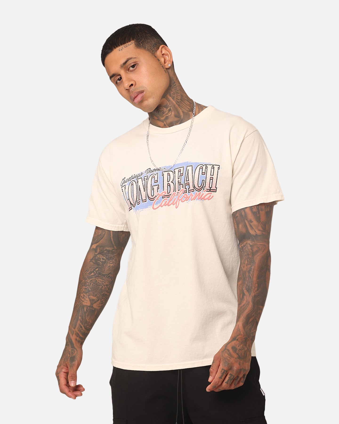 Vintage American Thrift Long Beach Graphic T-Shirt - Off White | Retro Casual Tee for Men & Women | Perfect for Beach Outings, Streetwear & Everyday Comfort