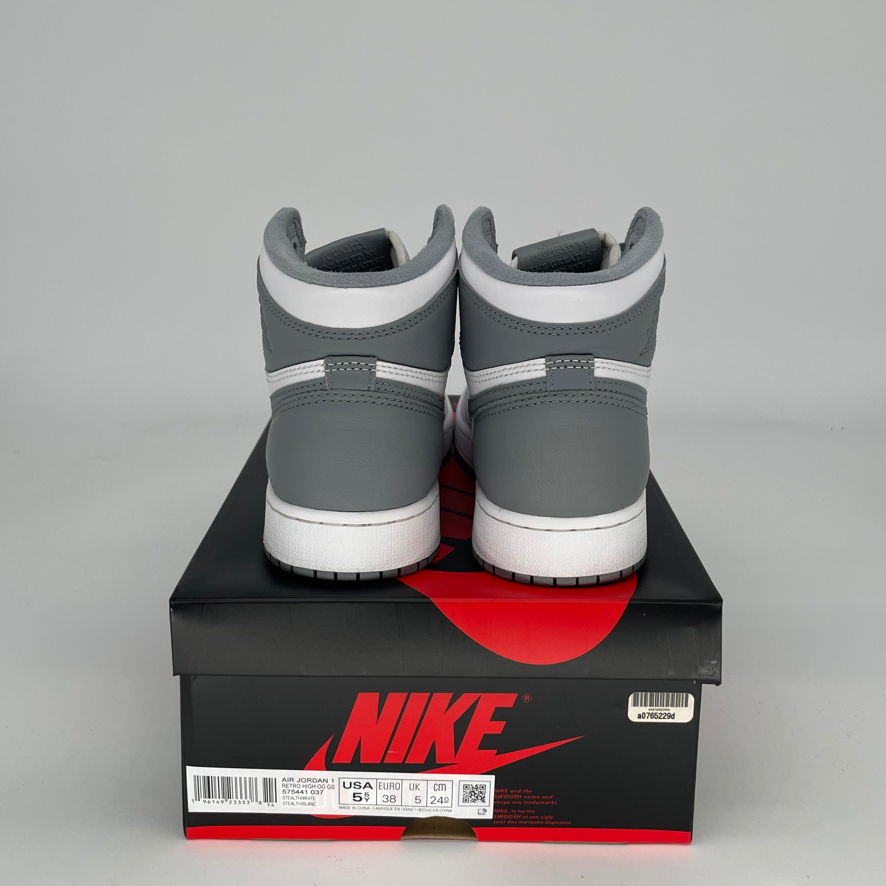 Original Air Jordan 1 Retro High OG 'Stealth' Sneakers - Women's Size 5.5/7W (Style Code: 555088-037) - Perfect for Streetwear, Basketball & Casual Outfits