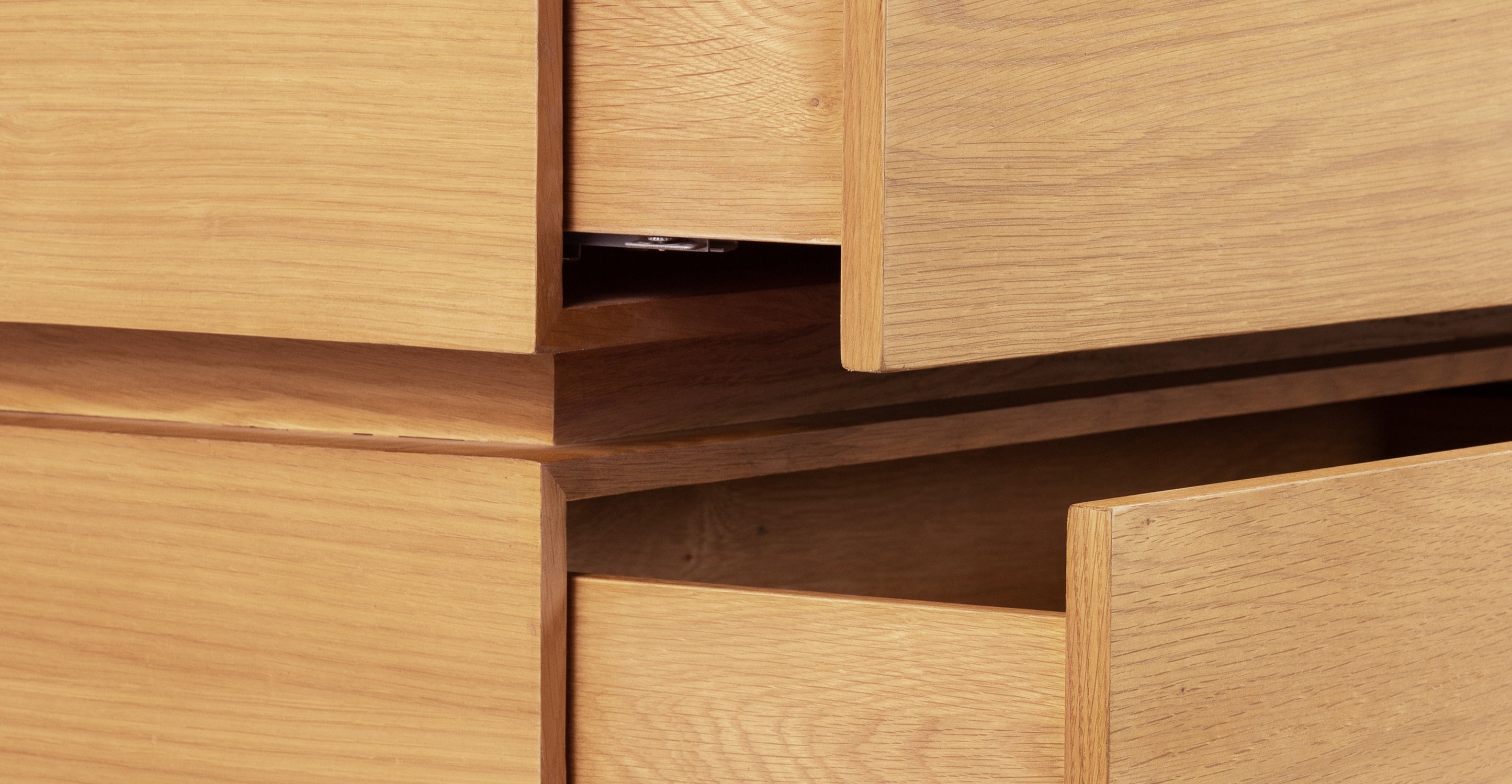Pino 6-Drawer Wooden Dresser for Bedroom - Modern Storage Chest with Smooth Gliding Drawers | Perfect for Organizing Clothes, Bedding & Accessories in Home, Dorm or Nursery