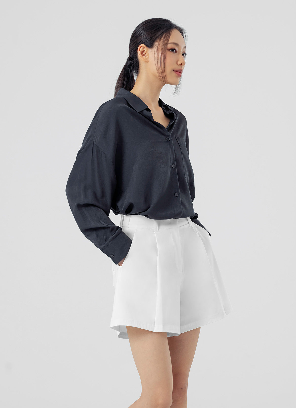 Comfortable One Tuck Office Shorts for Men - Perfect for Business Casual, Summer Workwear & Lounge Wear