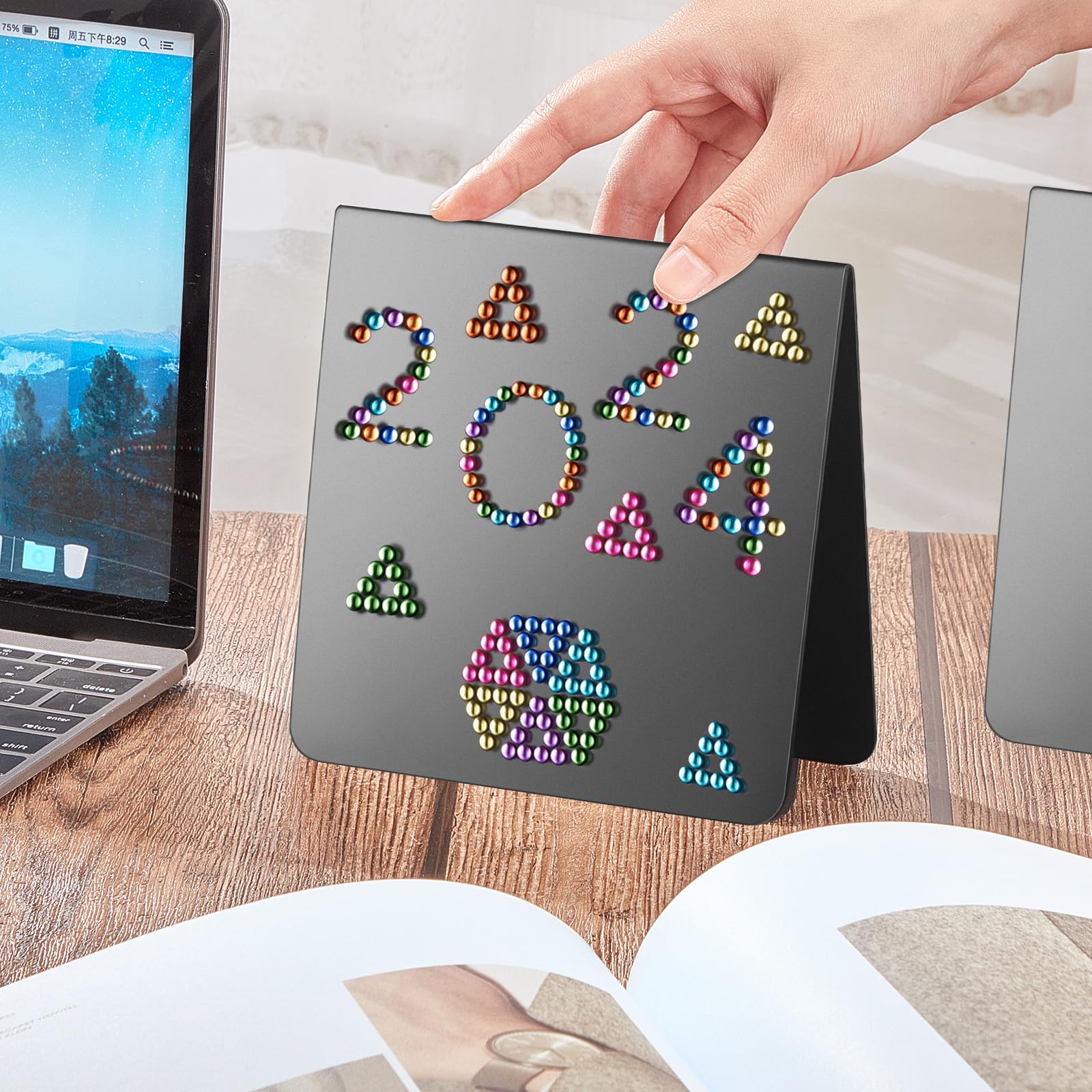 Gersoniel Magnetic Display Stand - Black Metal Magnet Board for Desk, Tabletop, or Bulletin Board - Perfect for Showcasing Beads, Jewelry, Photos & Notes (Magnetic Beads Not Included) - 1 Pack