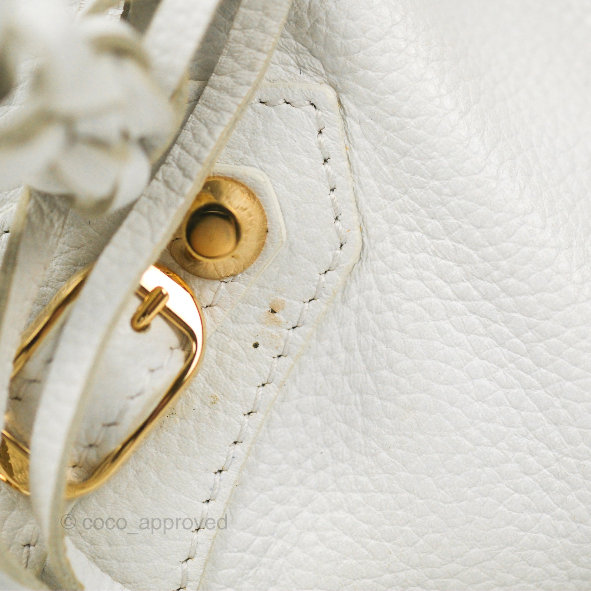 Balenciaga Classic Small City Bag in White Aged Calfskin with Gold Hardware - Perfect for Everyday Luxury & Fashion Outfits